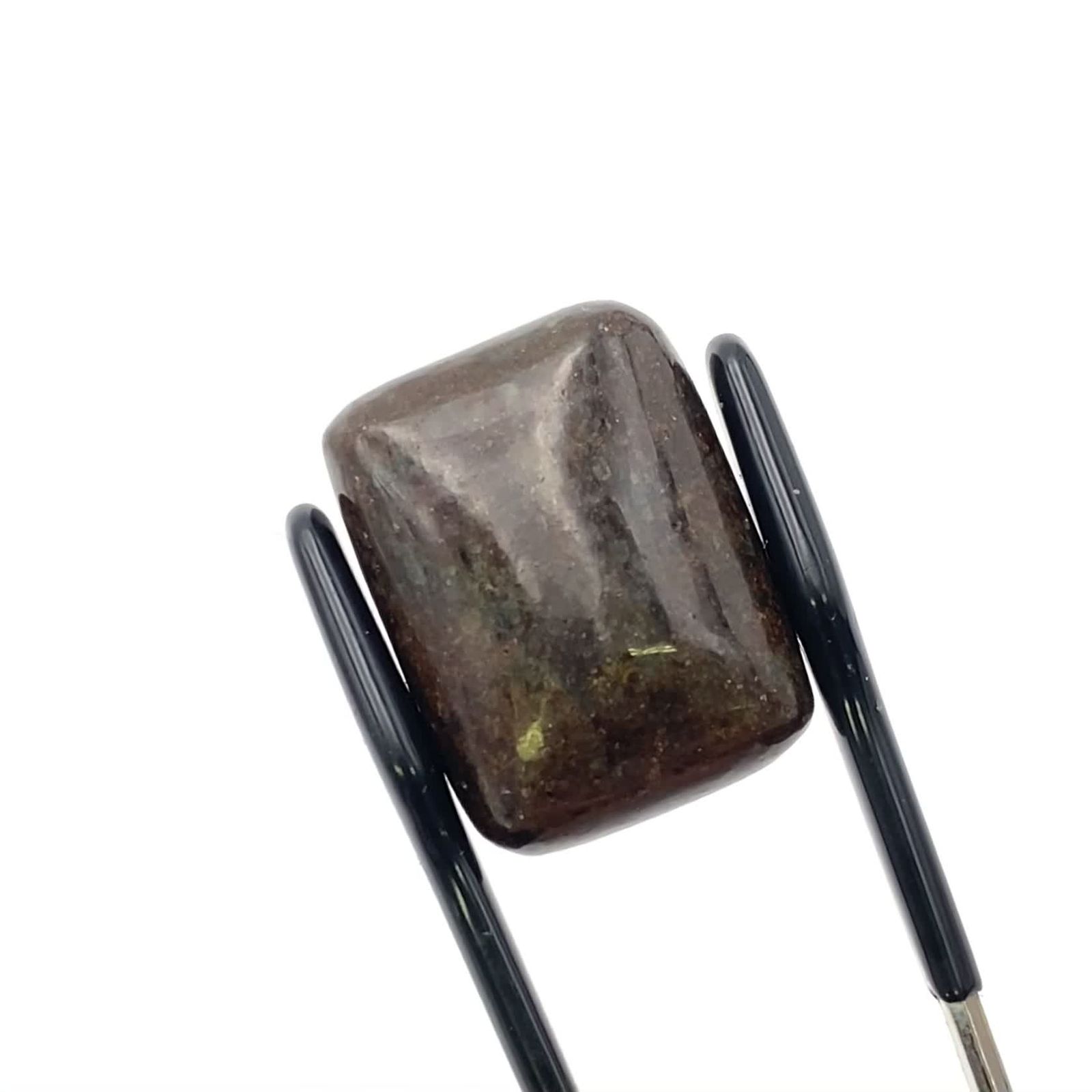 コンドライト隕石 発見地：アフリカ・サハラ砂漠 34.15ct / 20.2x15