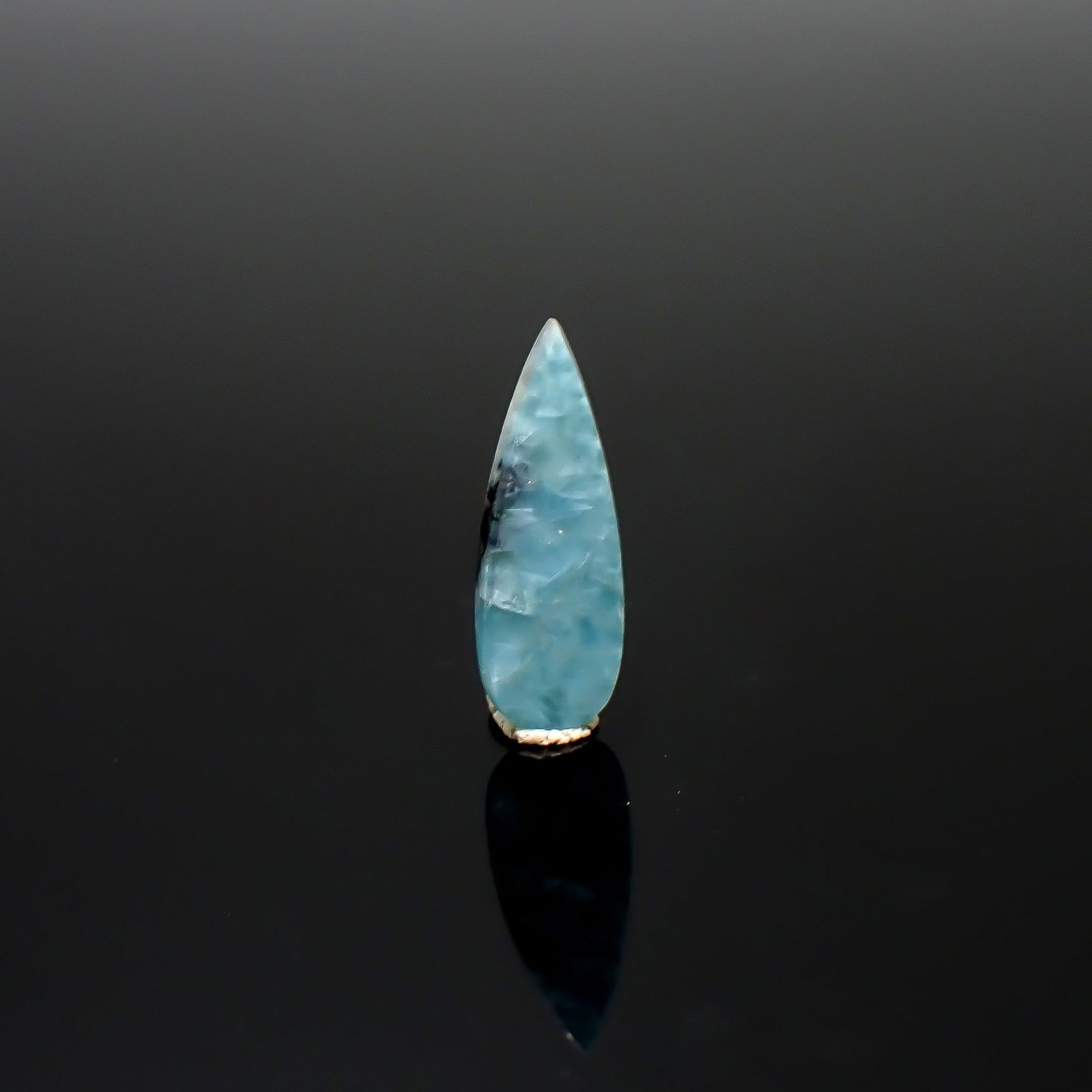 パライバクォーツ ブラジル産 2.82ct / 17.5x6.3mm前後 [260632506]
