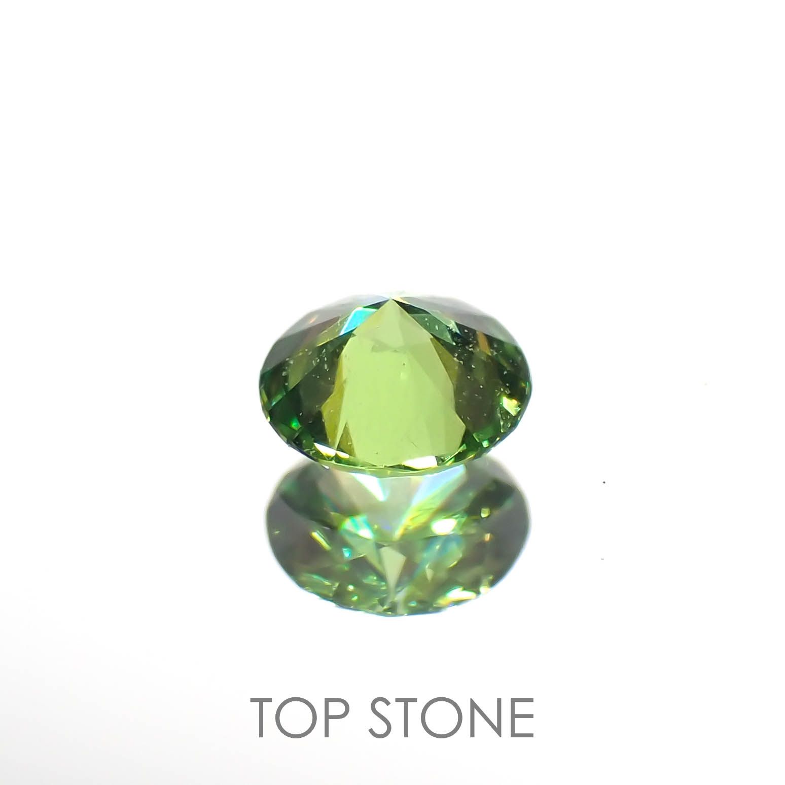 デマントイドガーネット ロシア産 0.11ct[221119174]2.9x3mm前後
