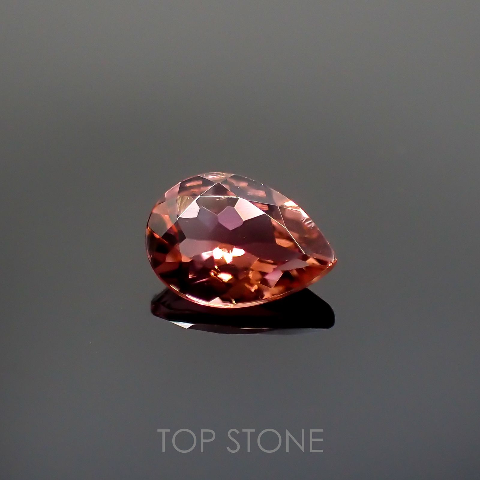 バイカラートルマリン(宝石名バイカラー・トルマリン) ブラジル/アフリカ産 0.55ct 識別済[211013562]6.9×4.9mm前後