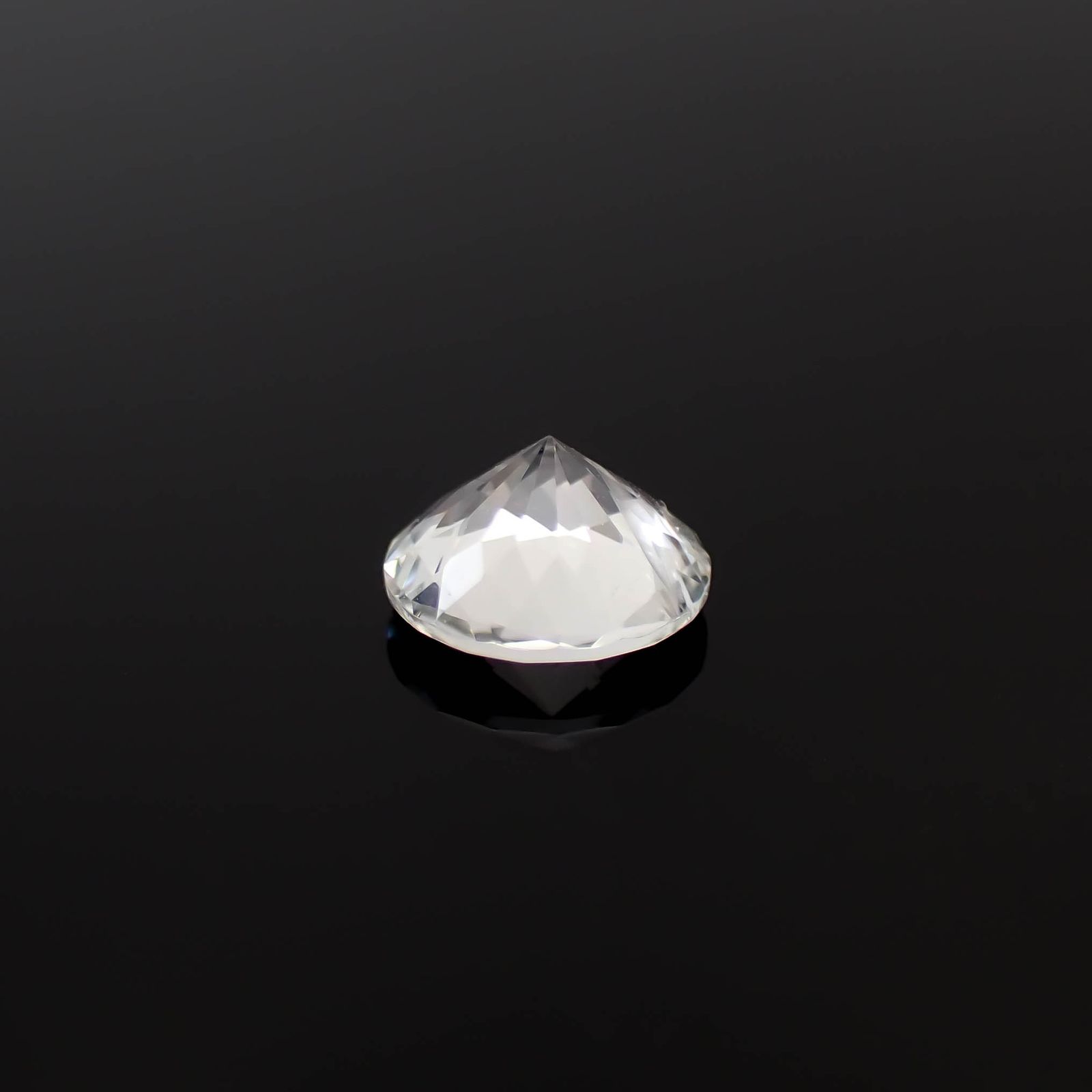 オーソクレース(宝石名ホワイト・オーソクレース)パキスタン産 0.75ct 識別済[250530443]6.6x6.6mm前後