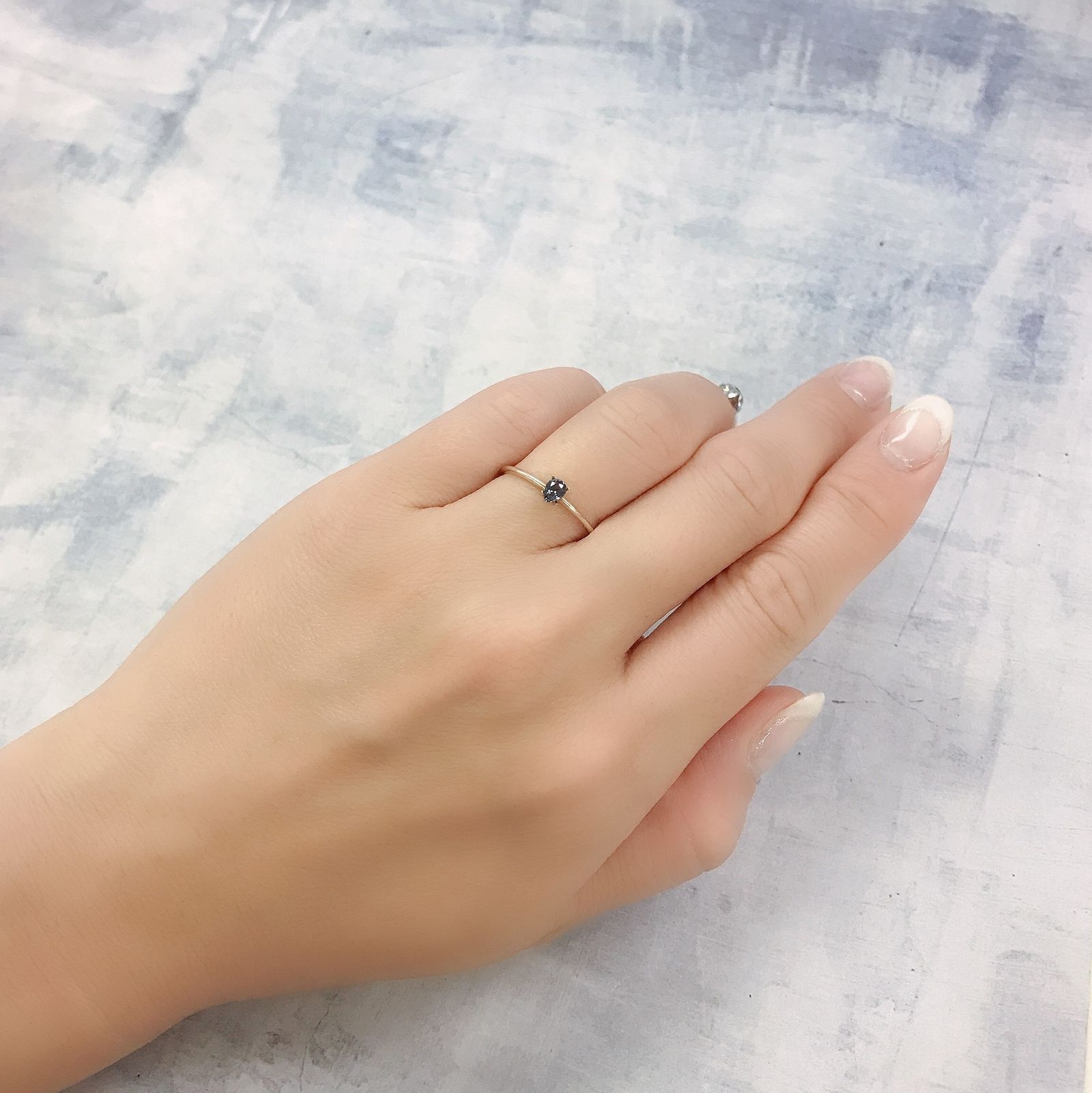 カラーチェンジガーネット アレキタイプ(宝石名ガーネット)マダガスカル・ベキリー産 0.17ct 識別済[220716938]4x3.1mm前後