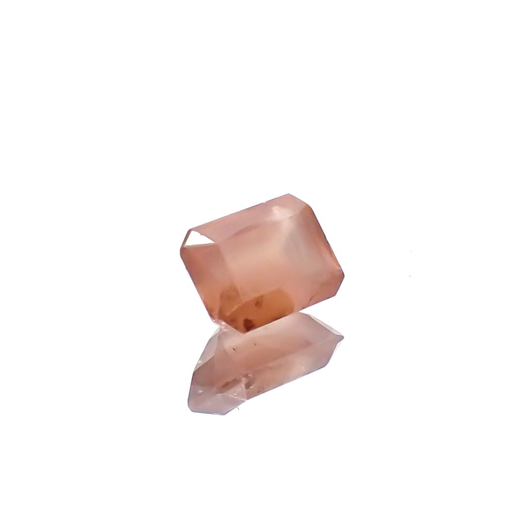 ロードクロサイト 日本・北海道産 0.37ct[240125344]4.5x3.3mm前後