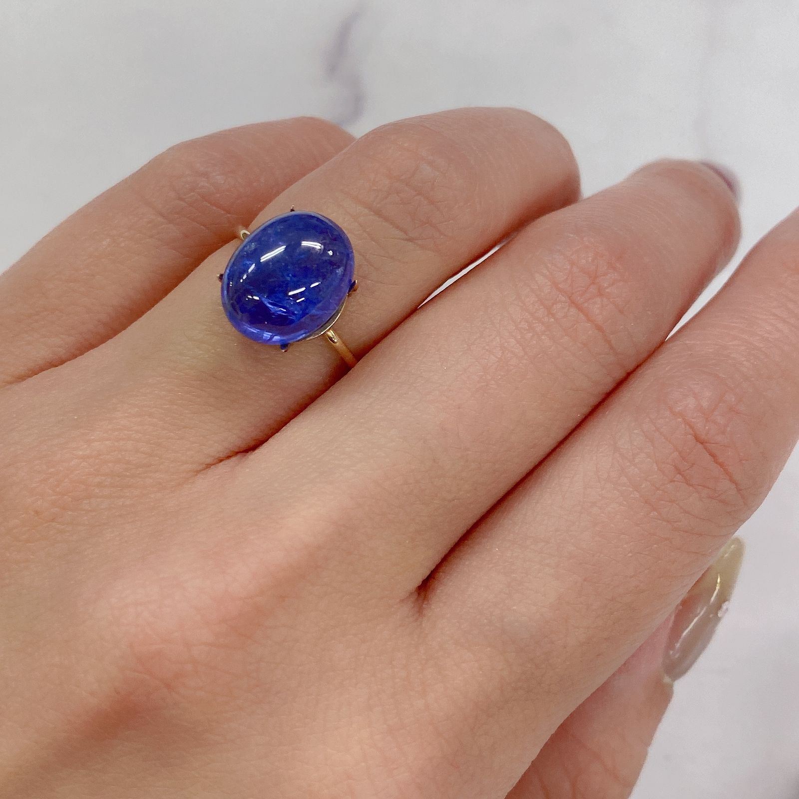 タンザナイト(宝石名タンザナイト) タンザニア産 7.17ct 識別済[210711859]12.2×9.6mm前後