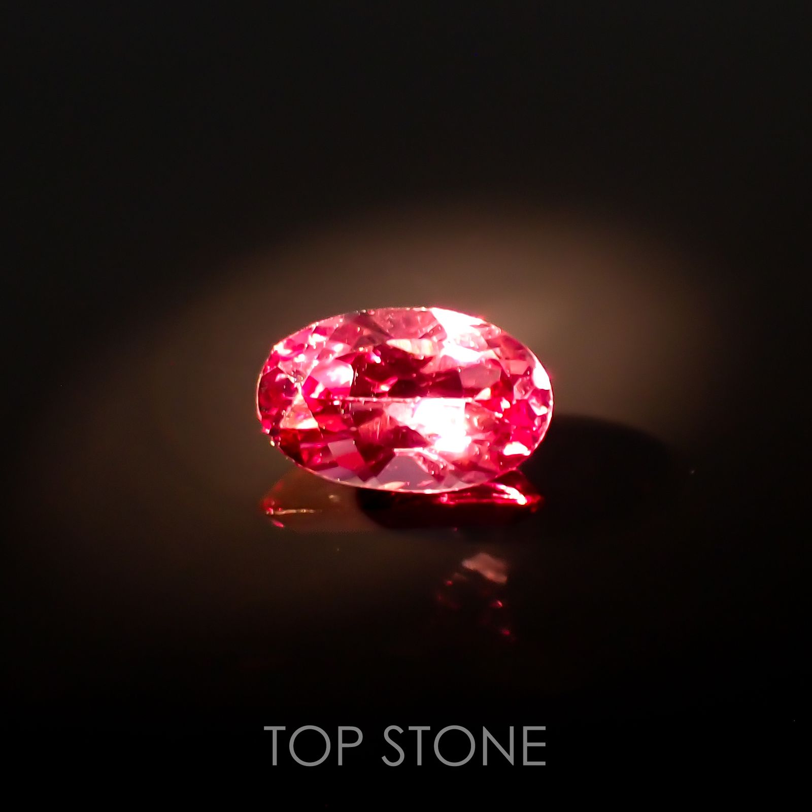 カラーシフトマラヤガーネット タンザニア産 0.43ct[230120282]6x3.7mm前後