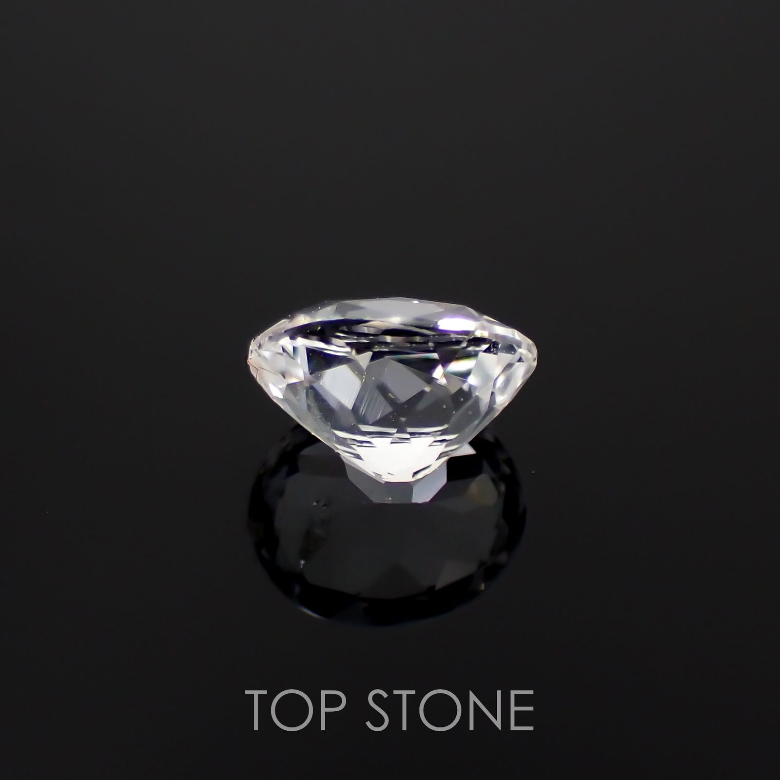 フェナカイト(宝石名フェナカイト)マダガスカル/ブラジル産 0.77ct 識別済[221119137]6.4x5.3mm前後