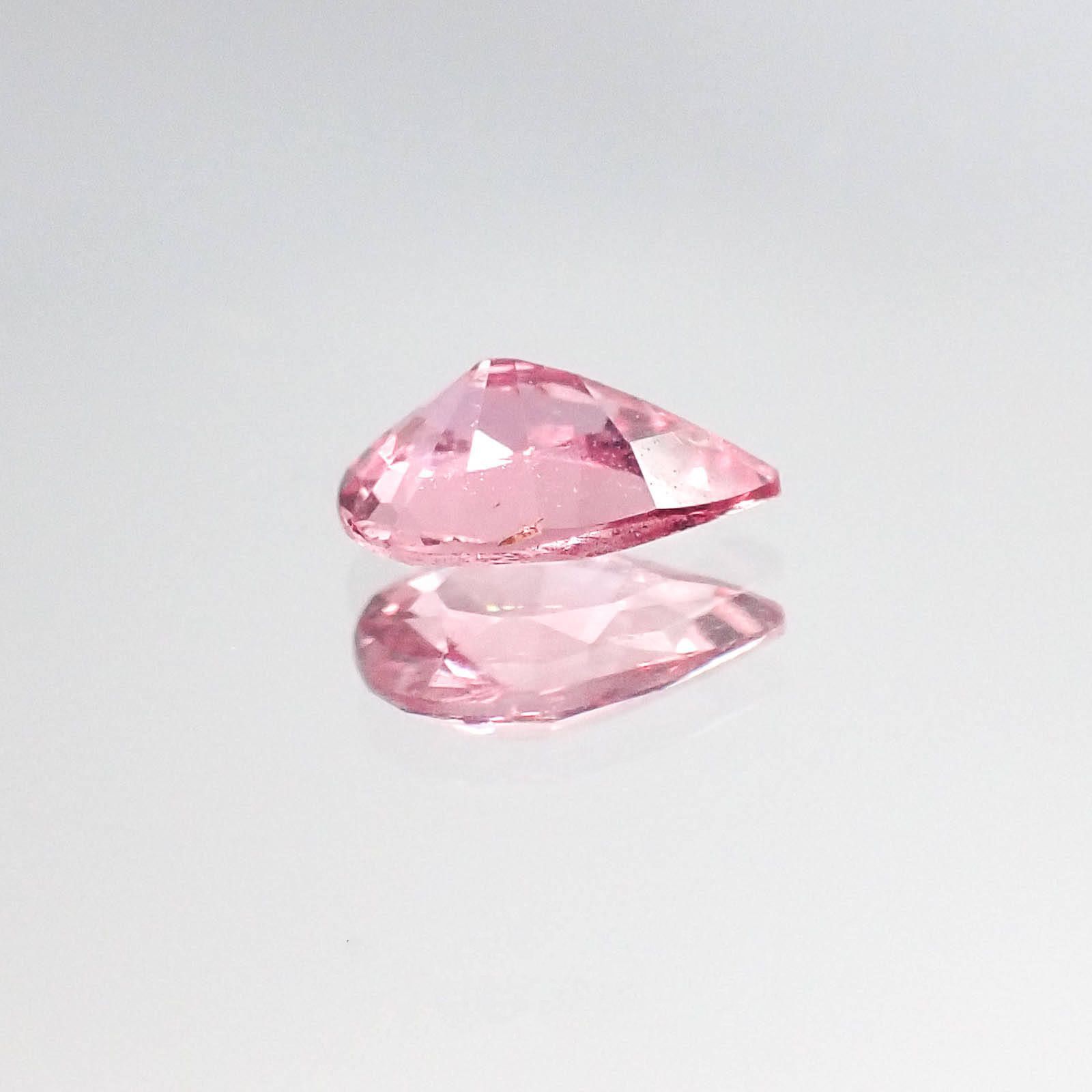 パパラチャサファイア スリランカ産 0.39ct DGL鑑付[20062897]5.8×4.1mm前後