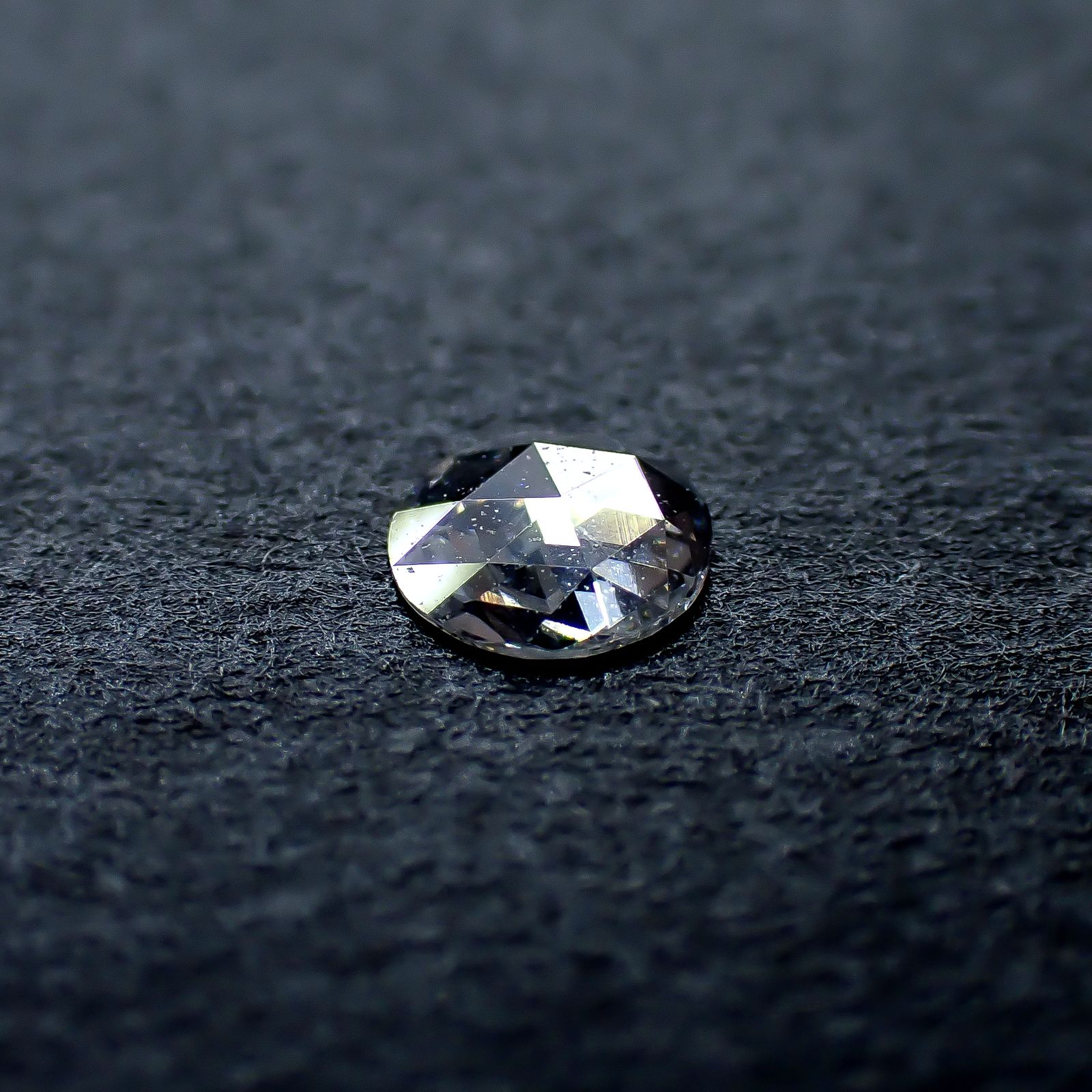 ◇ローズカット◇ダイヤモンド SI-VS | D-G 南アフリカ産 0.047ct / 3x3mm前後 [260932904]