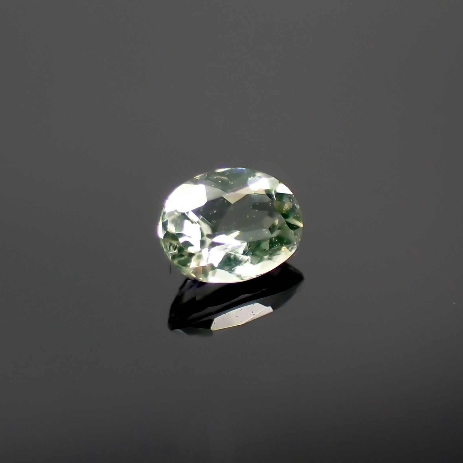 ハイアライトオパール(宝石名オパール) メキシコ産 0.095ct 識別済[210711158]3.6×2.7mm前後