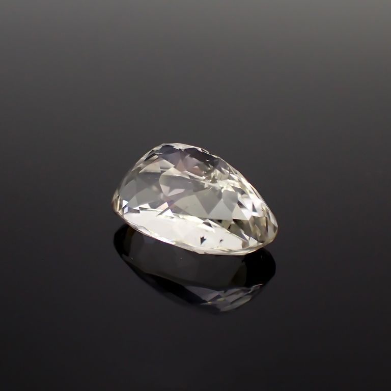 イエロースポジュミン フルオレッセンス(宝石名スポジュミン)アフガニスタン産 13.110ct ソ付[221018474]18.1x10.8mm前後
