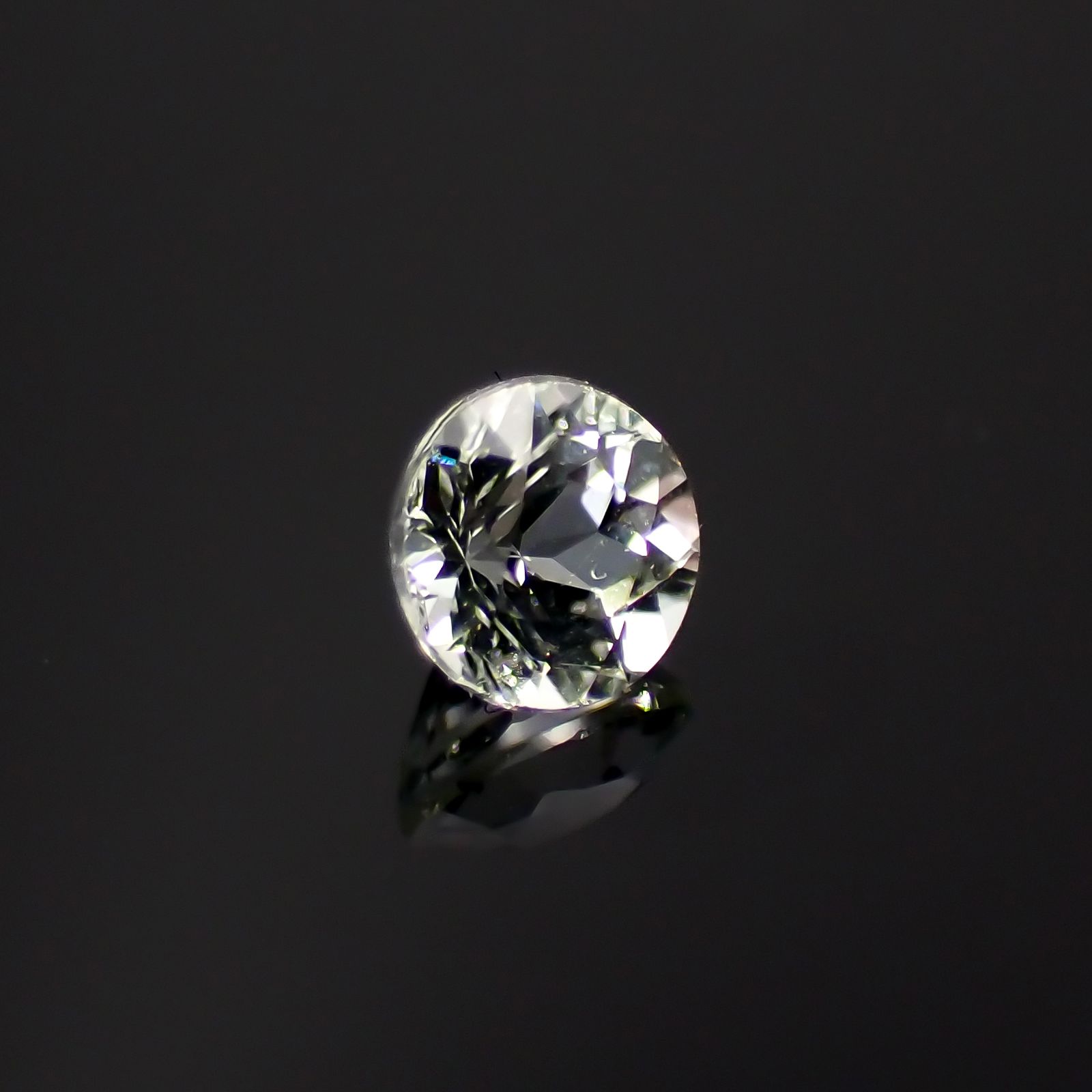 リューコガーネット ビルマ産 0.15ct[230421414]3x3mm前後