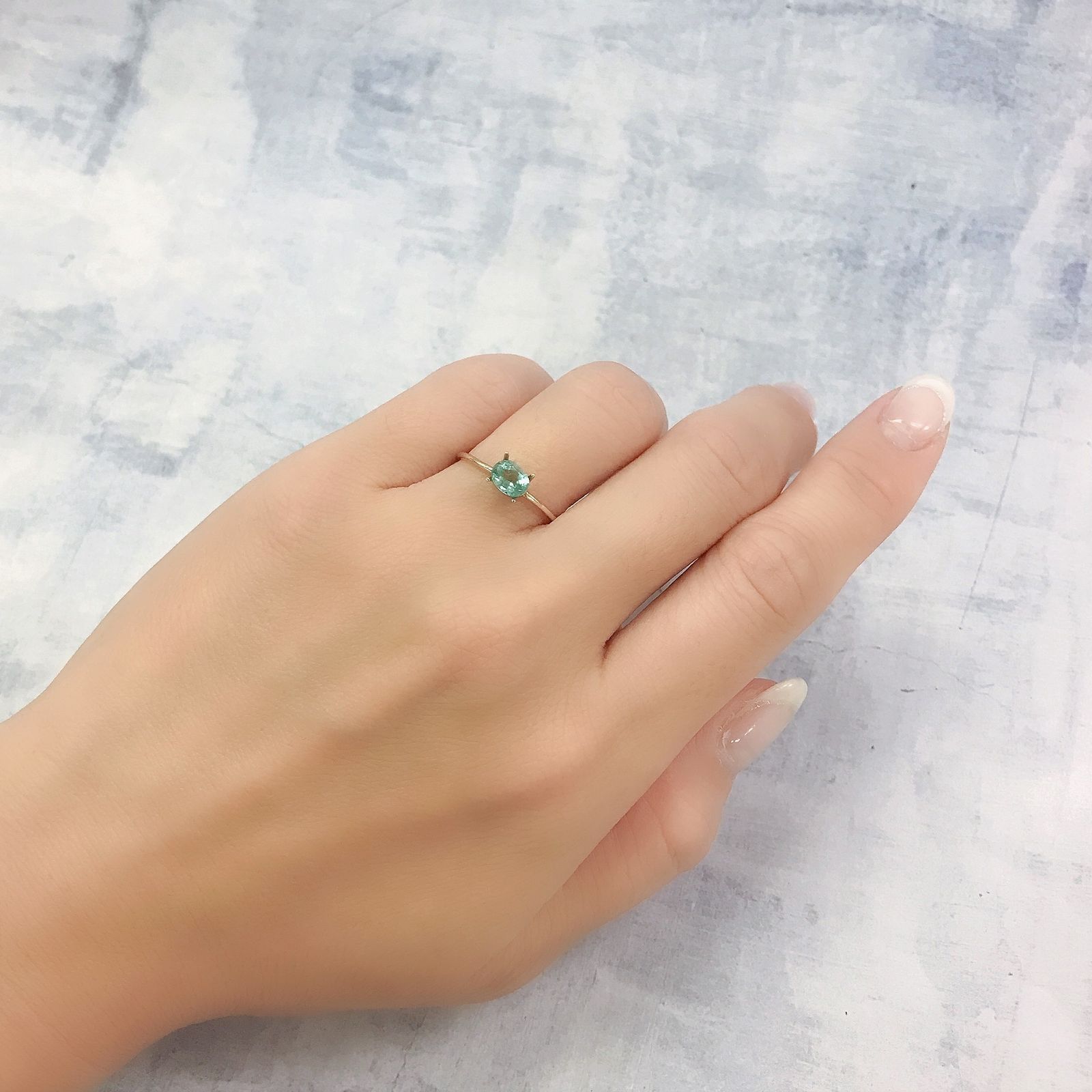 パステルカラーエメラルド コロンビア/ブラジル産 0.51ct [250817237]5.6x4.4mm前後