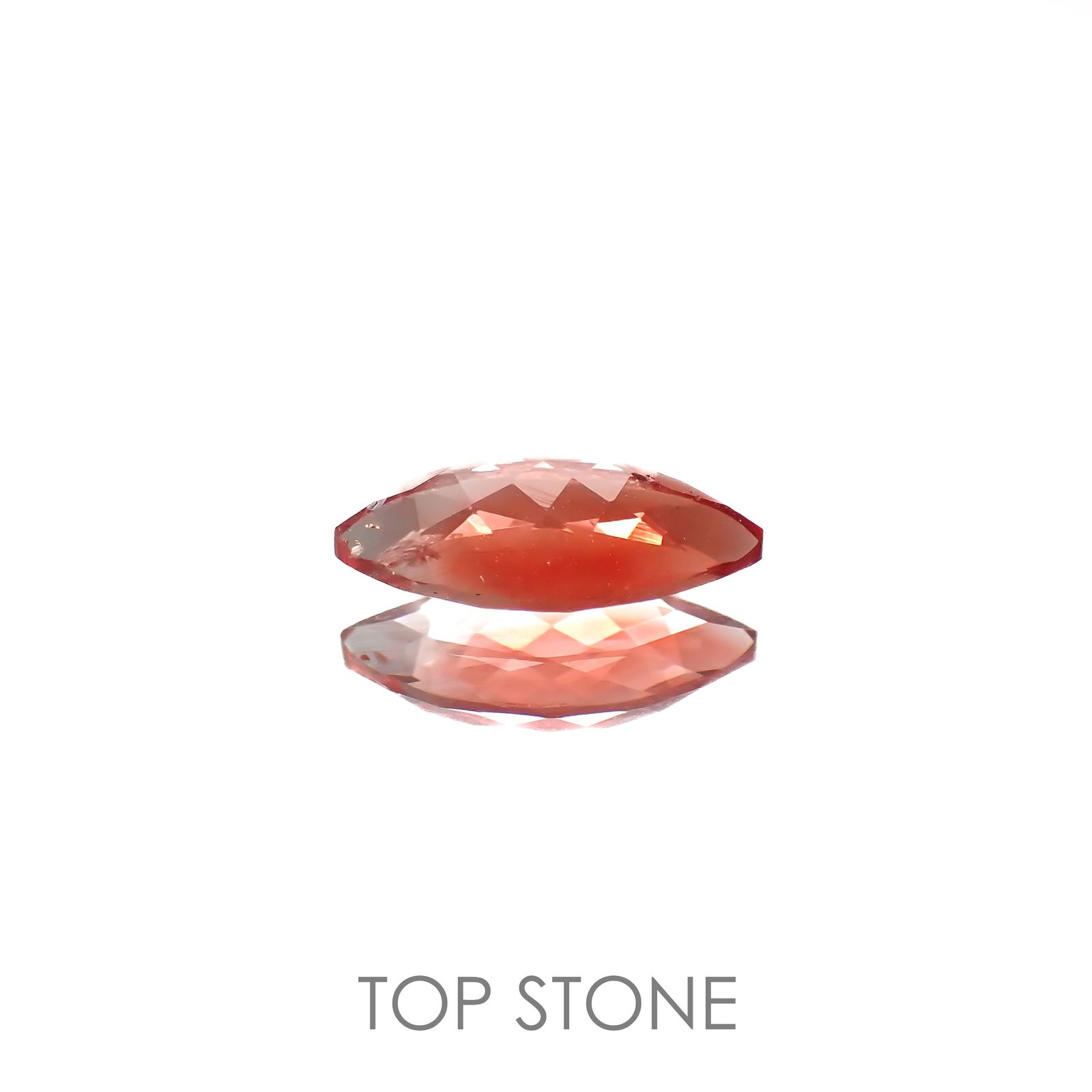 レッドラブラドライト(宝石名ラブラドライト)エチオピア産 0.85ct 識別済[221018257]10.1x4.8mm前後