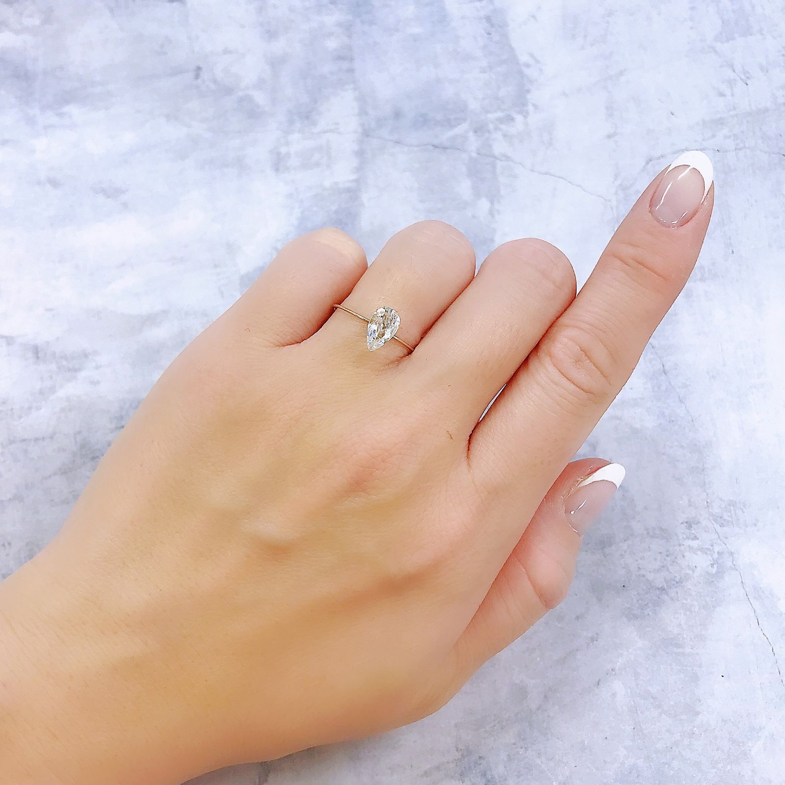 オリゴクレース(宝石名オリゴクレース)ブラジル産 0.95ct 識別済[221219450]8.5x5.2mm前後