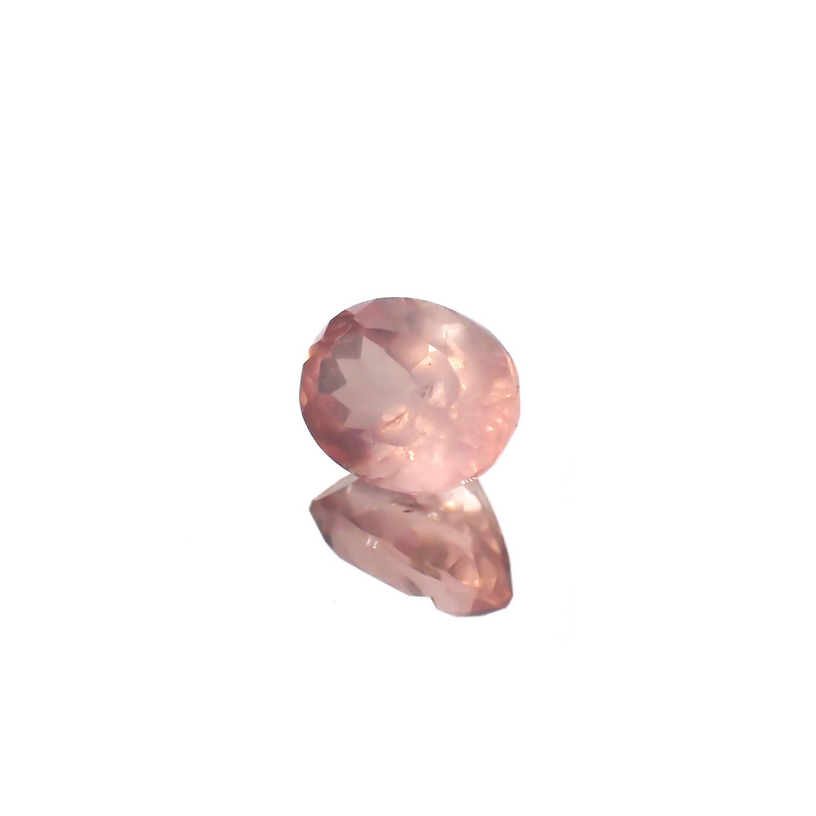 ディープローズクォーツ(宝石名ローズ・クォーツ)モザンビーク産 1.84ct 識別済[220616408]8.8x7mm前後