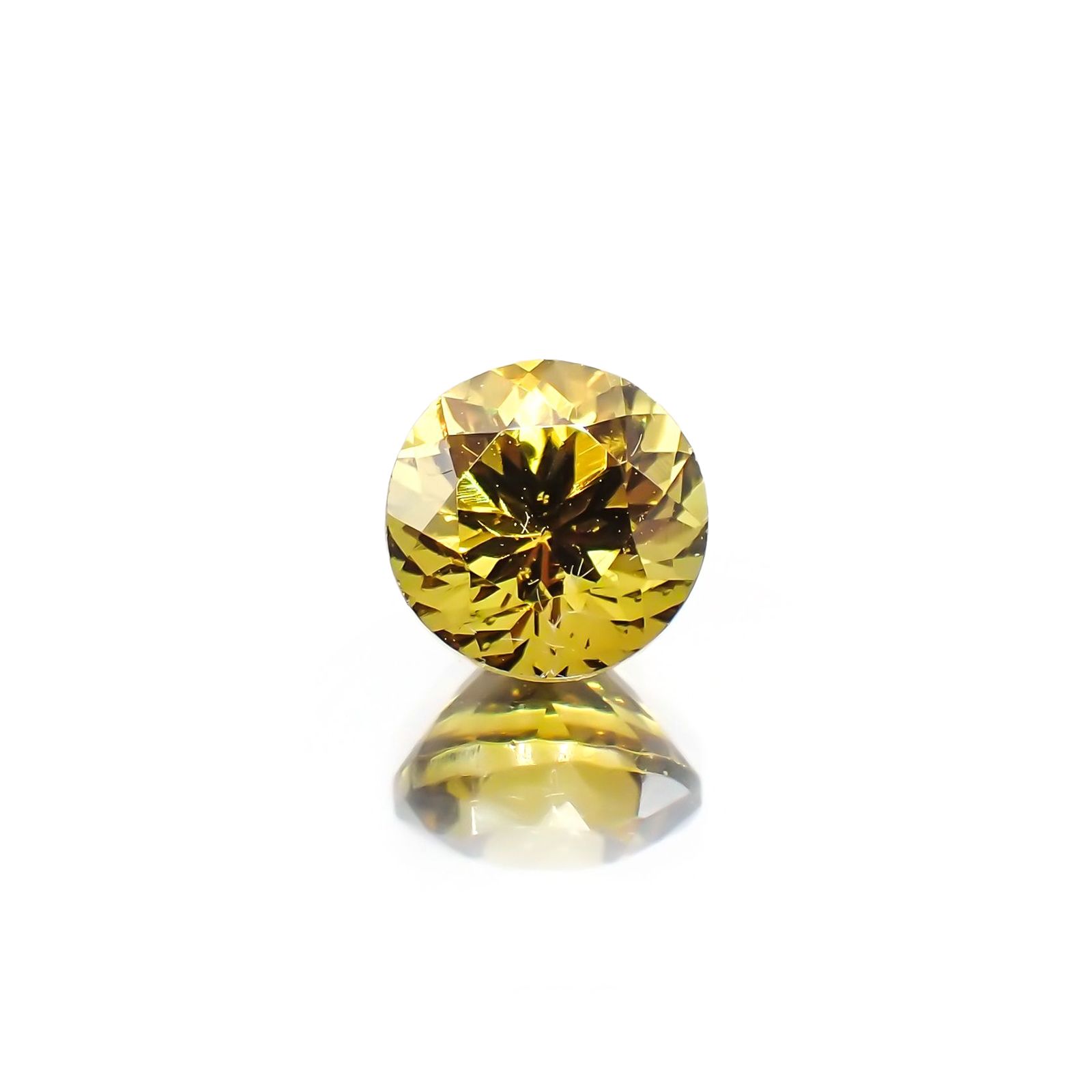 グロッシュラーガーネット(宝石名グロッシュラー・ガーネット) ナミビア産 ソ付(彩珠) 1.494ct / 6.5x6.5mm前後 [21049437]