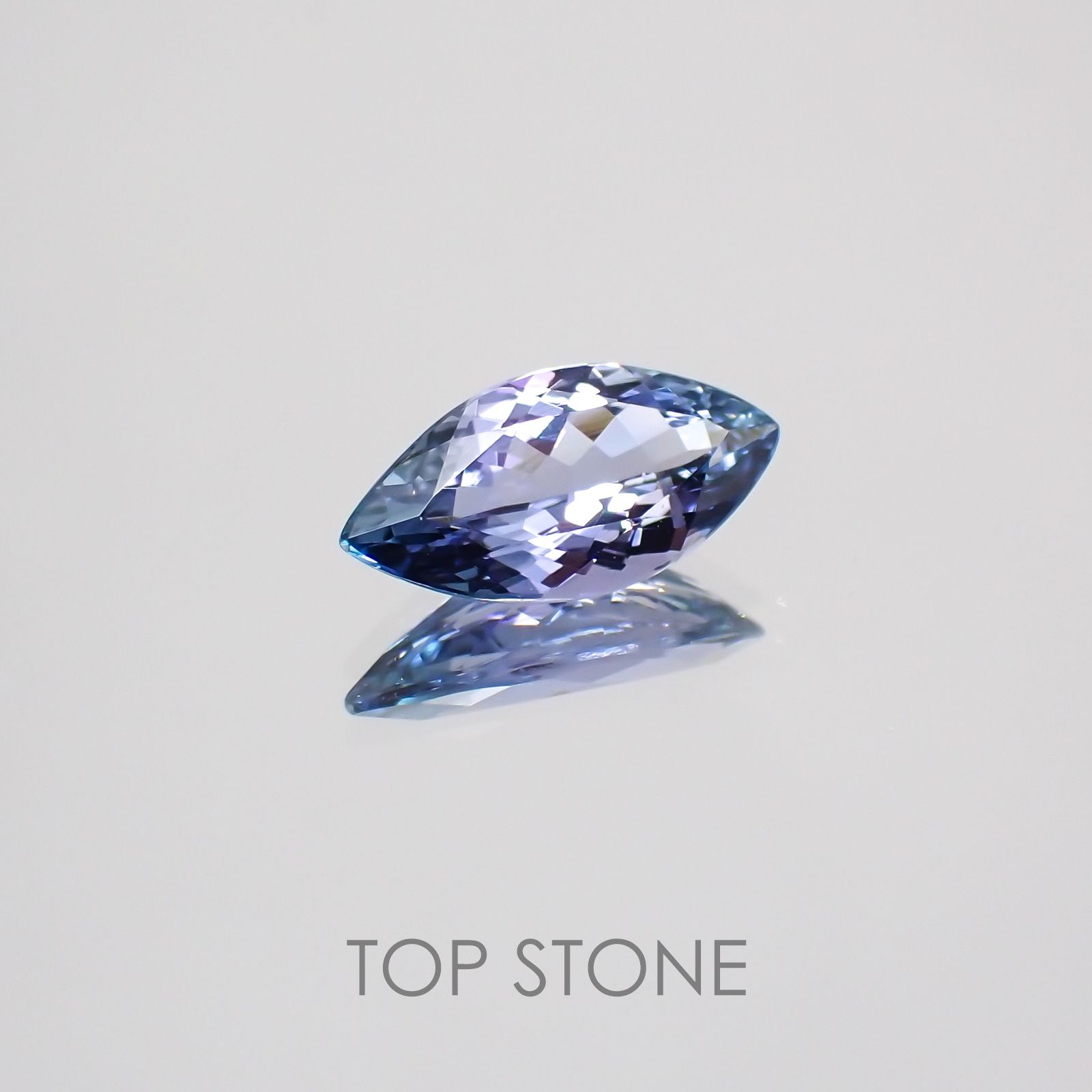 パーティーカラータンザナイト タンザニア産 ルース 1.39ct[210310103]11.2×5.7mm前後