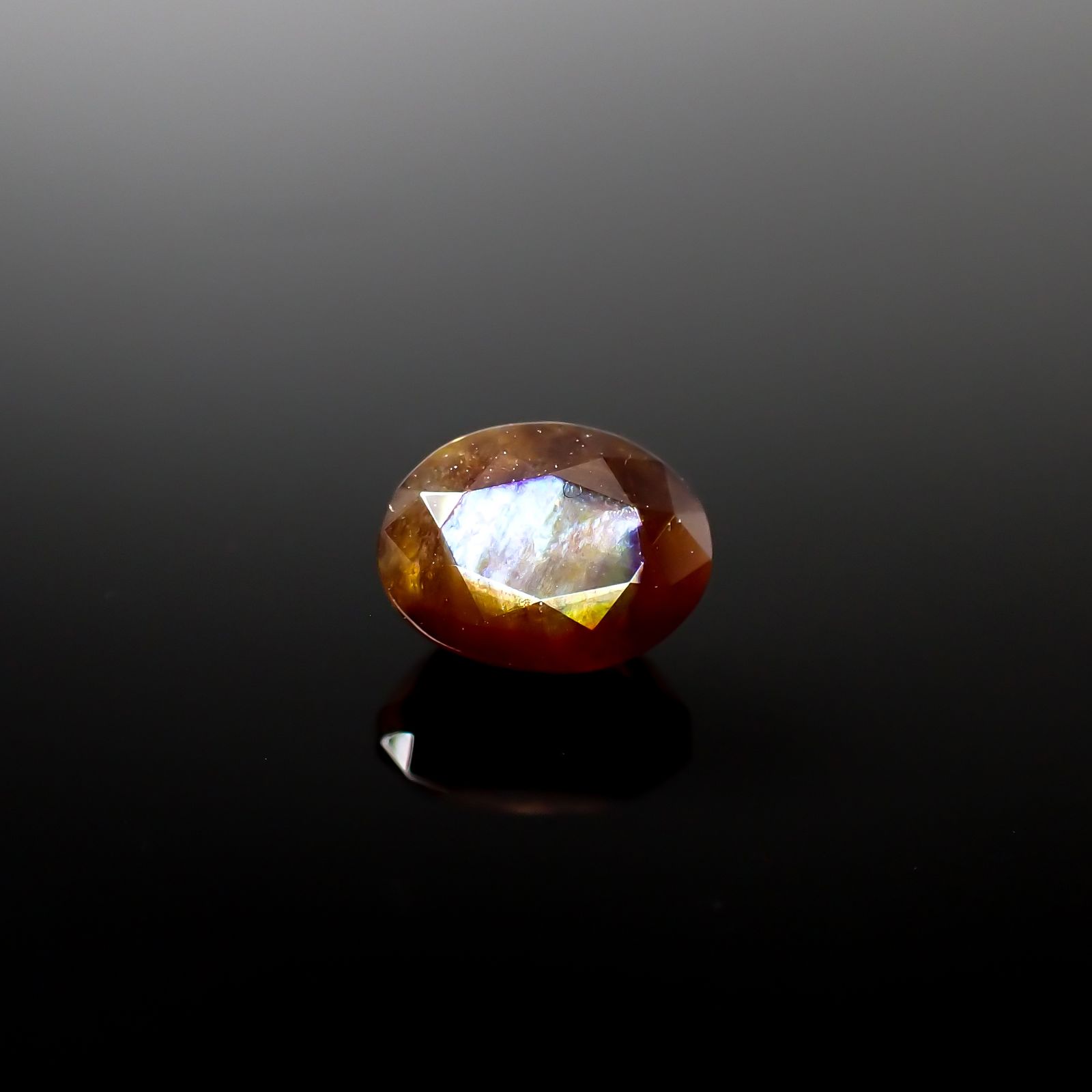 レインボーガーネット 日本・奈良県産 1.33ct[240125531]6.6x4.9mm前後