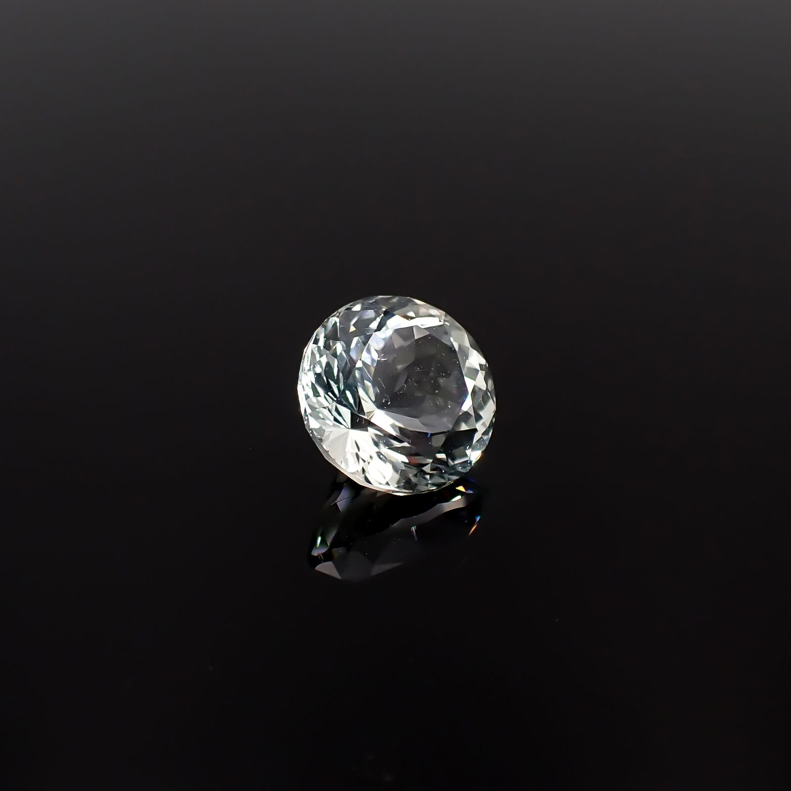 オリゴクレース(宝石名オリゴクレース)ケニア産 2.14ct 識別済[240628001]8.3x8.3mm前後