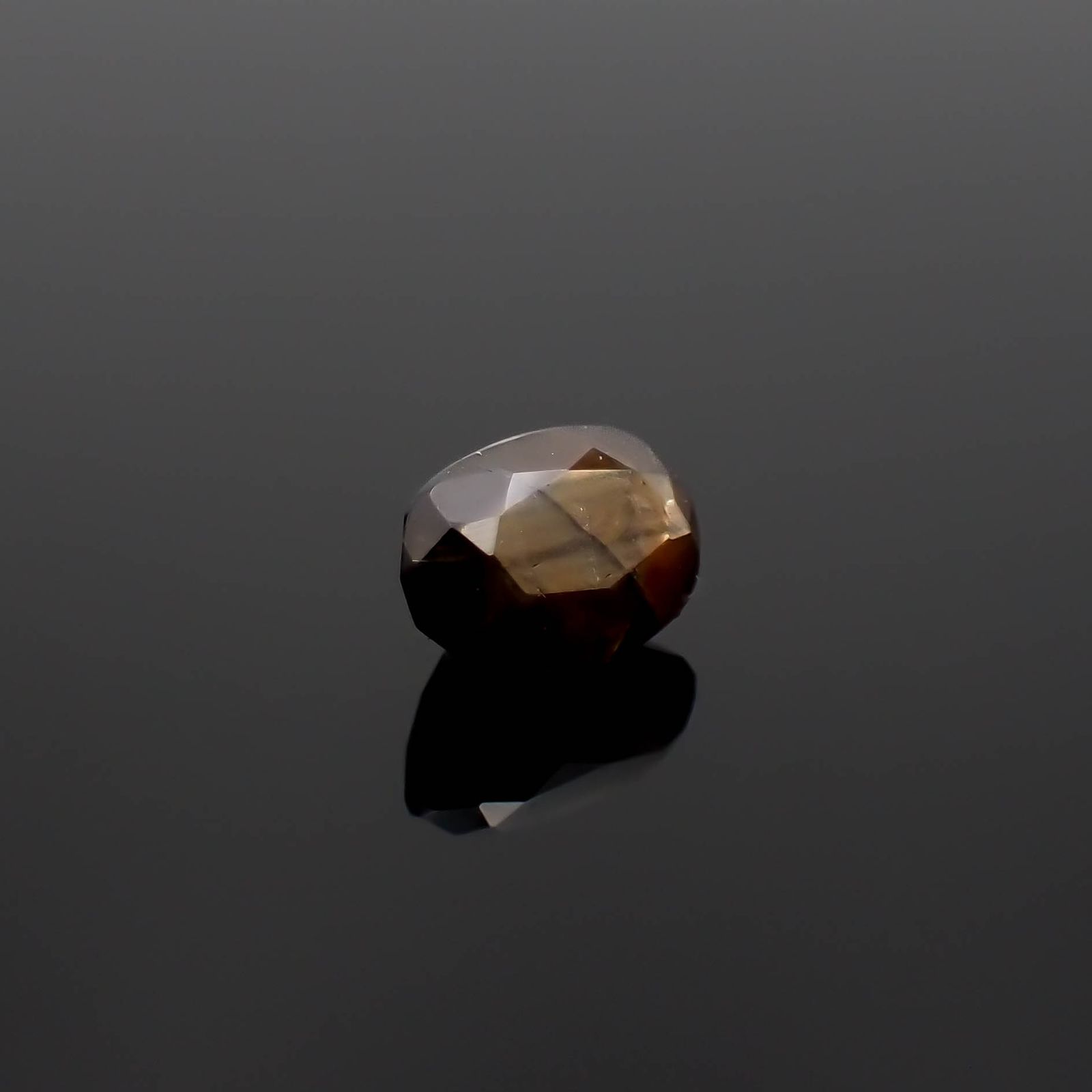 ゴールドシーンサファイア非加熱 ケニア産 1.16ct[230321324]6.6x4.7mm前後