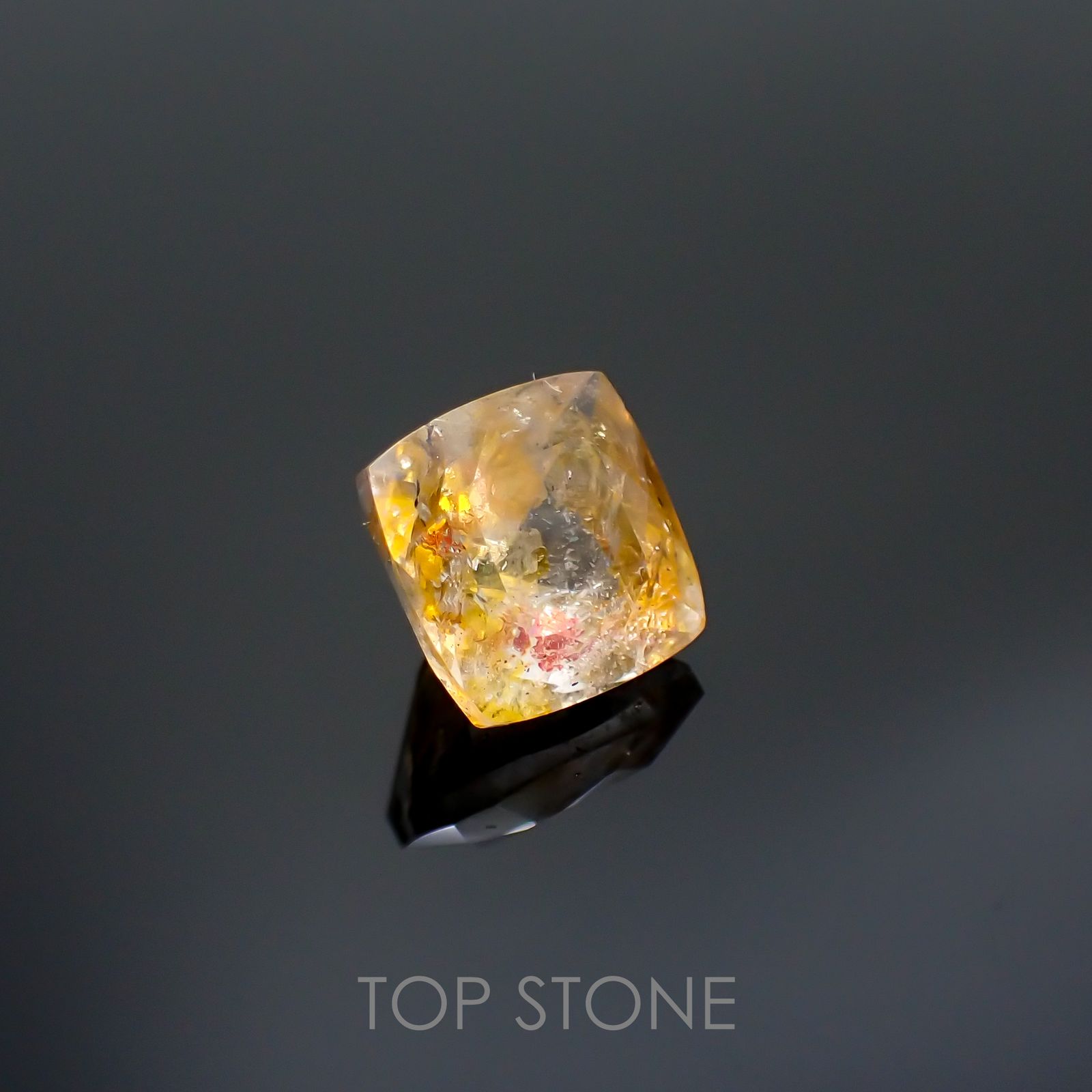 オーロラクォーツ ブラジル・ミナスジェライス産 2.58ct[220114366]8.1x8mm前後