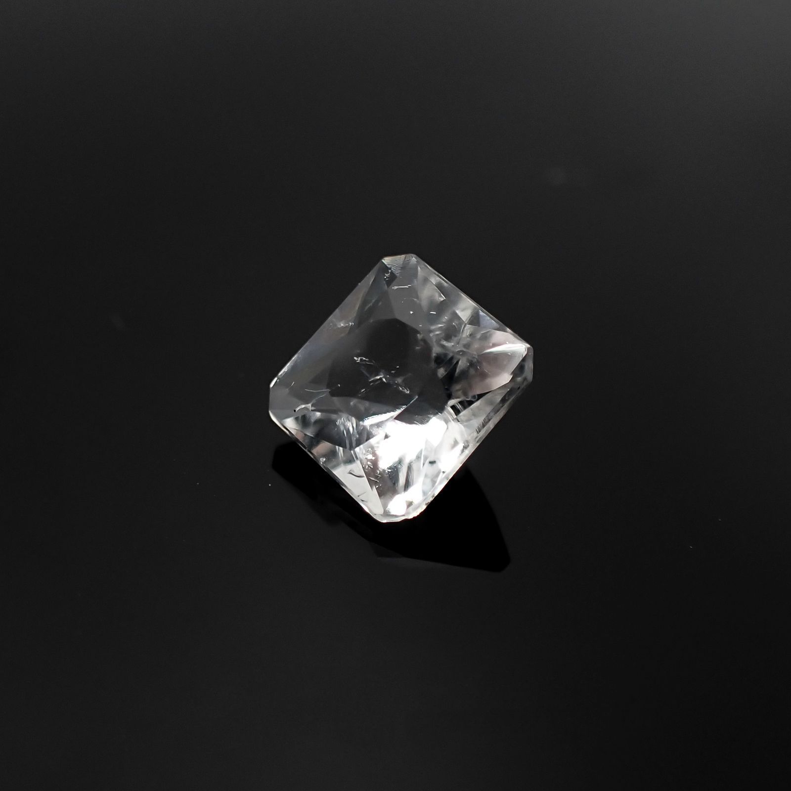 ハイアライトオパール(宝石名オパール)メキシコ産 1.42ct 識別済[231024008]7.3x7.3mm前後
