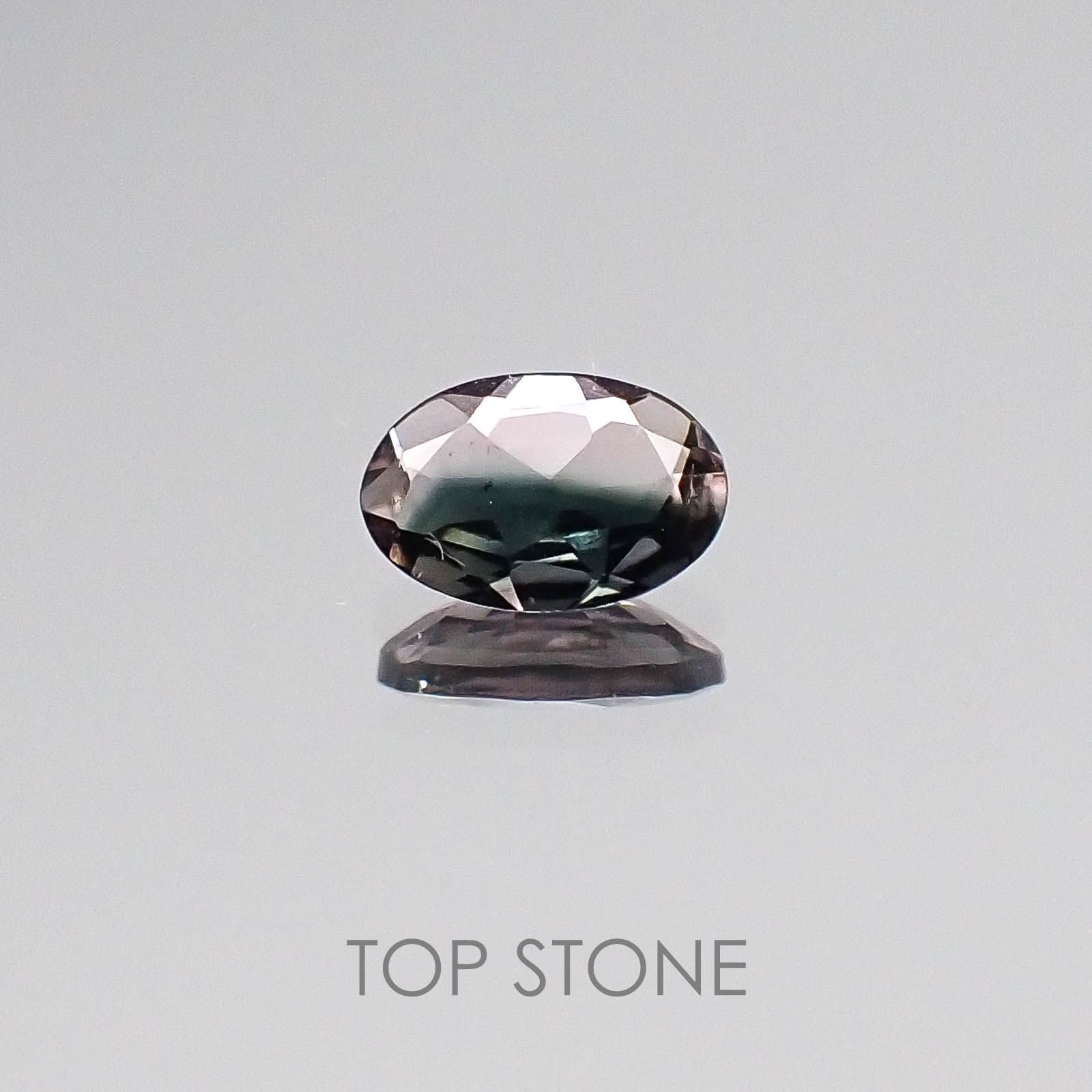 バイカラートルマリン(宝石名バイカラー・トルマリン) ブラジル産 0.38ct 識別済[20073784]6.2×4.1mm前後