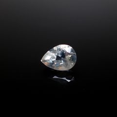 リューサイト 遊色効果あり イタリア産 0.63ct [250730646]6.9x5mm前後