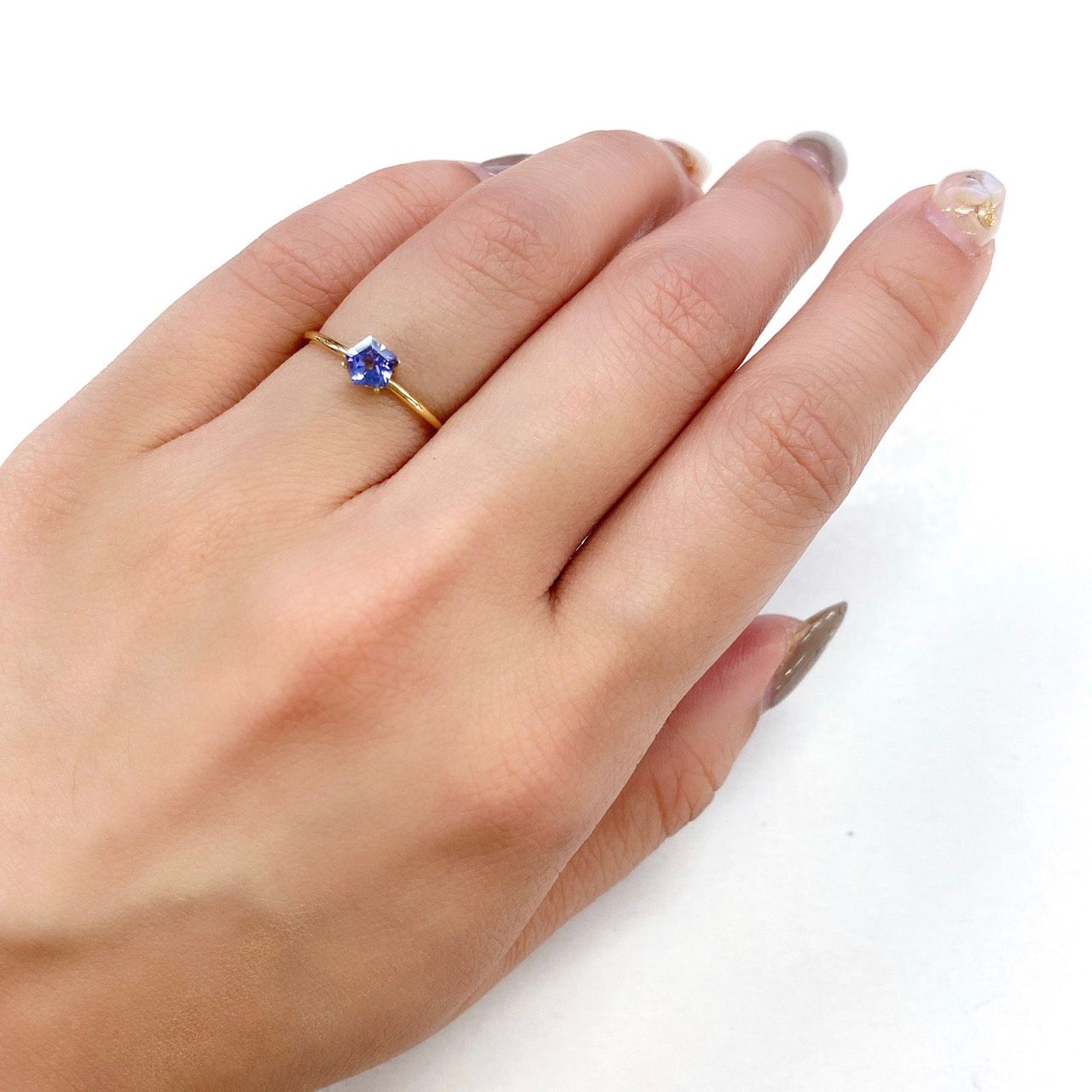 ◇ペンタゴンカット◇タンザナイトSA タンザニア産 ルース 0.31ct[210610994]4.5×4.7mm前後