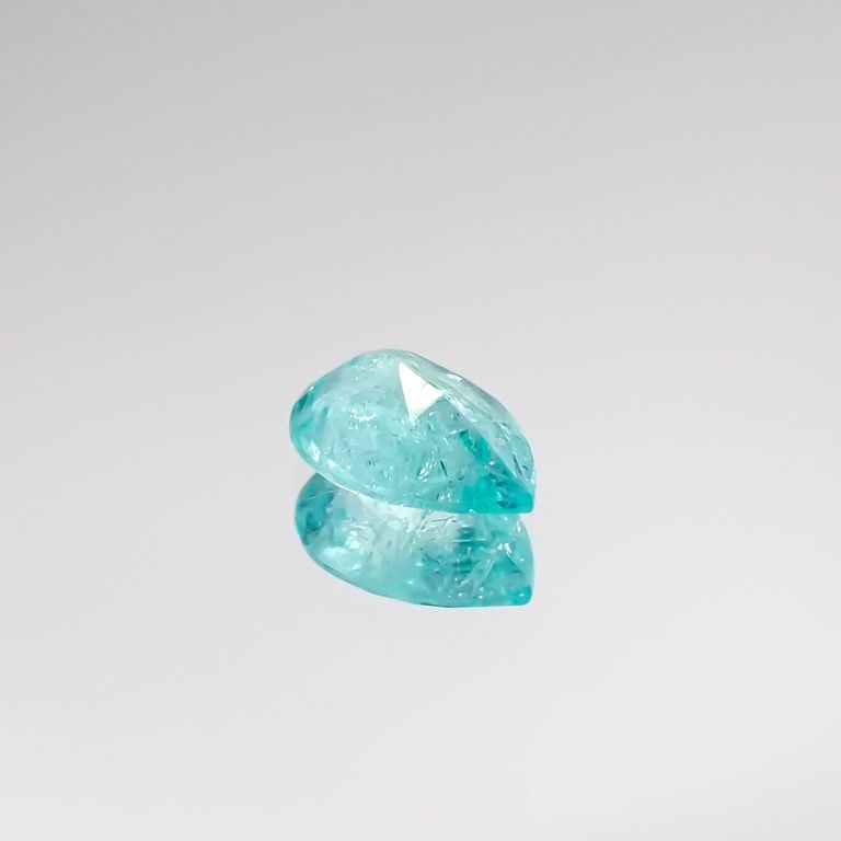 パライバトルマリン(宝石名トルマリン/別名パライバ・トルマリン) ブラジル・キントス鉱山産 0.304ct ソ付(宝貴協)[210711759]5.5×3.9mm前後