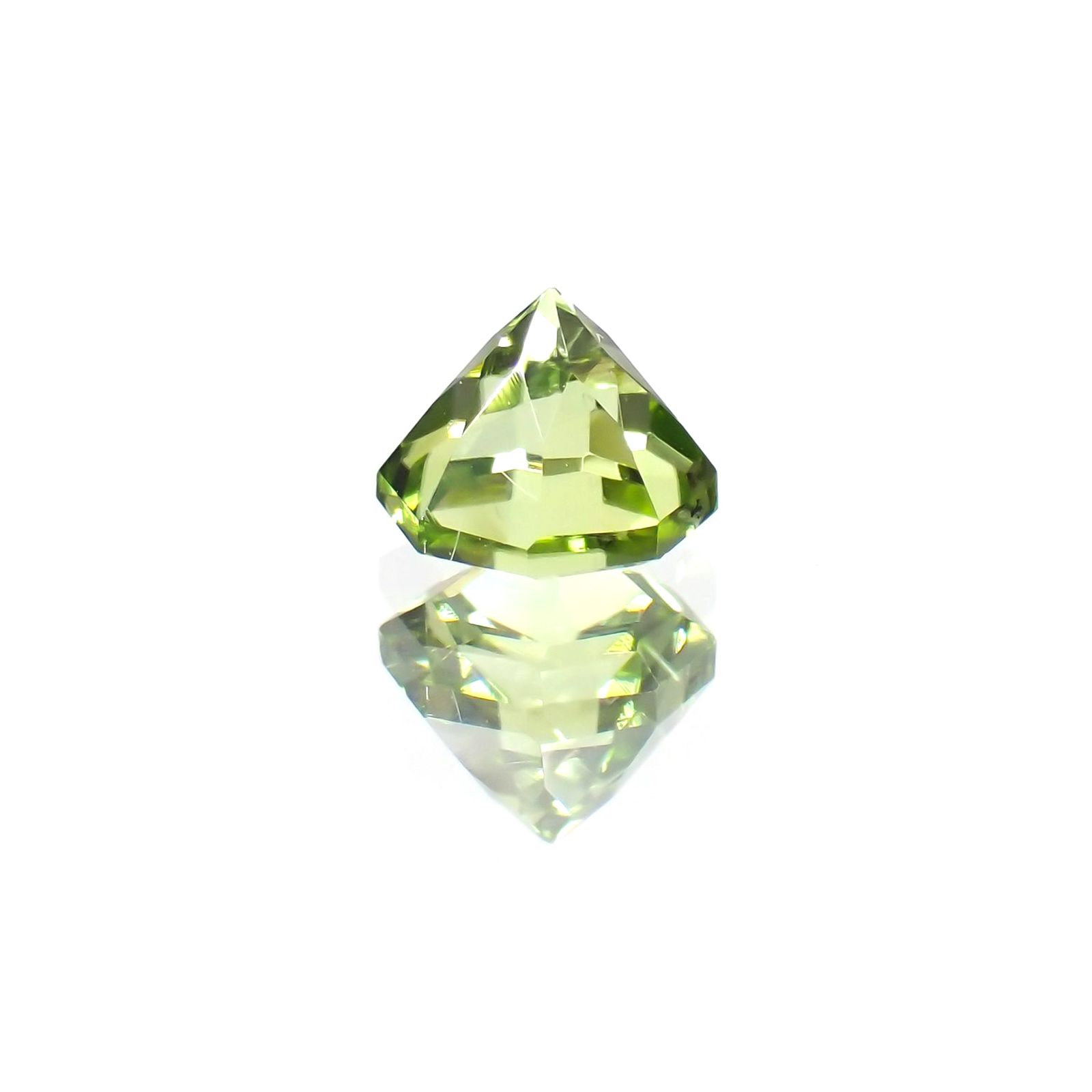 ◇オクタゴンカット◇ペリドット(宝石名ペリドット) パキスタン産 0.77ct 識別済[251013114]5.1×5mm前後