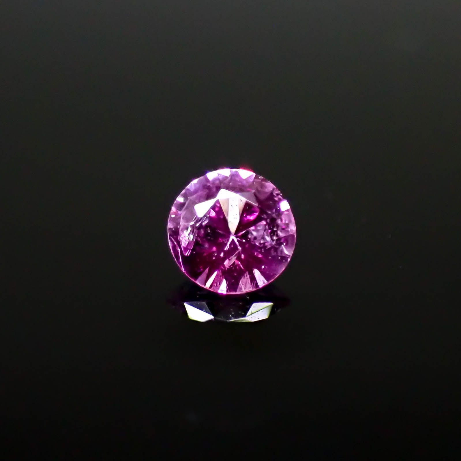 ピンクサファイア ベトナム産 0.16ct[240929066]3.3x3.3mm前後
