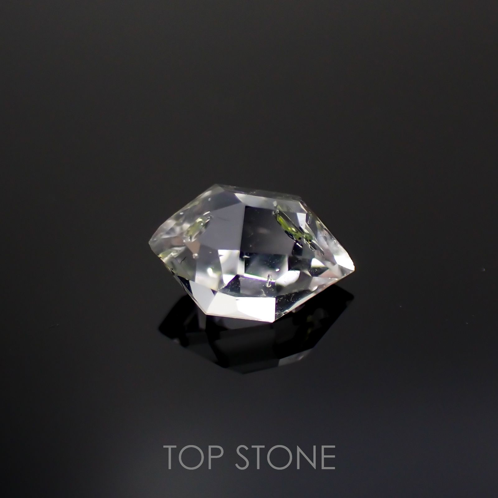 ◇カスタムカット◇オイルインクォーツ パキスタン産 0.60ct[221018542]7x4.4mm前後