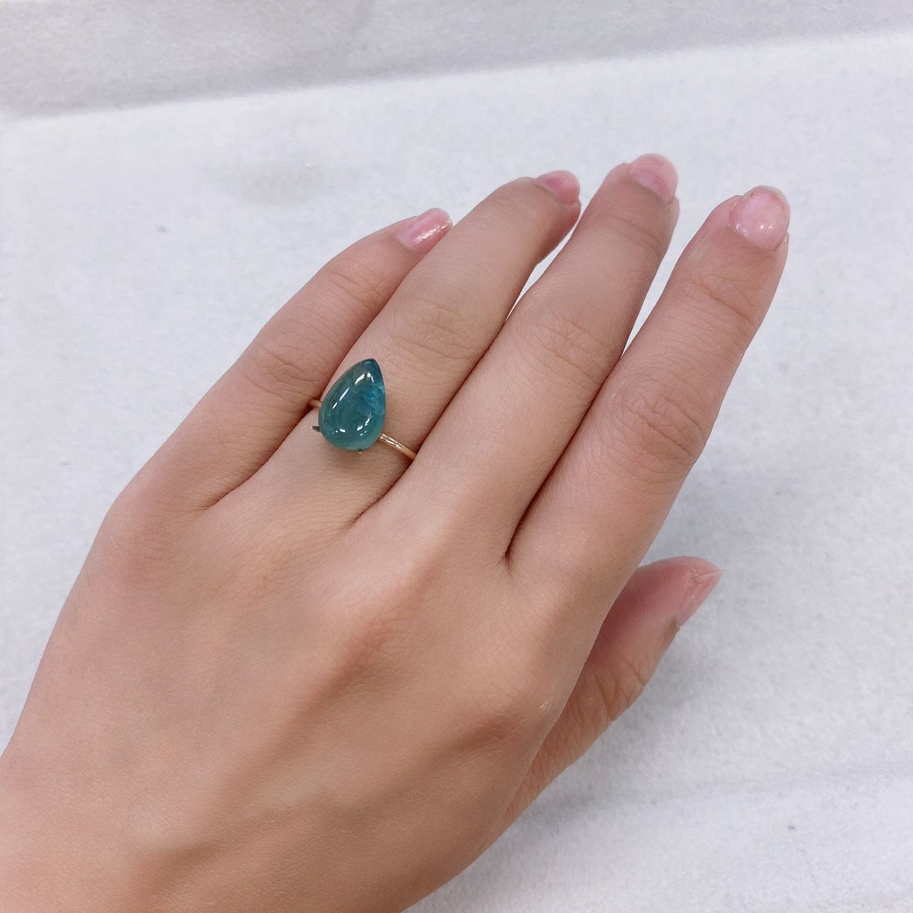 グランディディエライト マダガスカル産 ルース 4.56ct[210812375]12.5×8.6mm前後