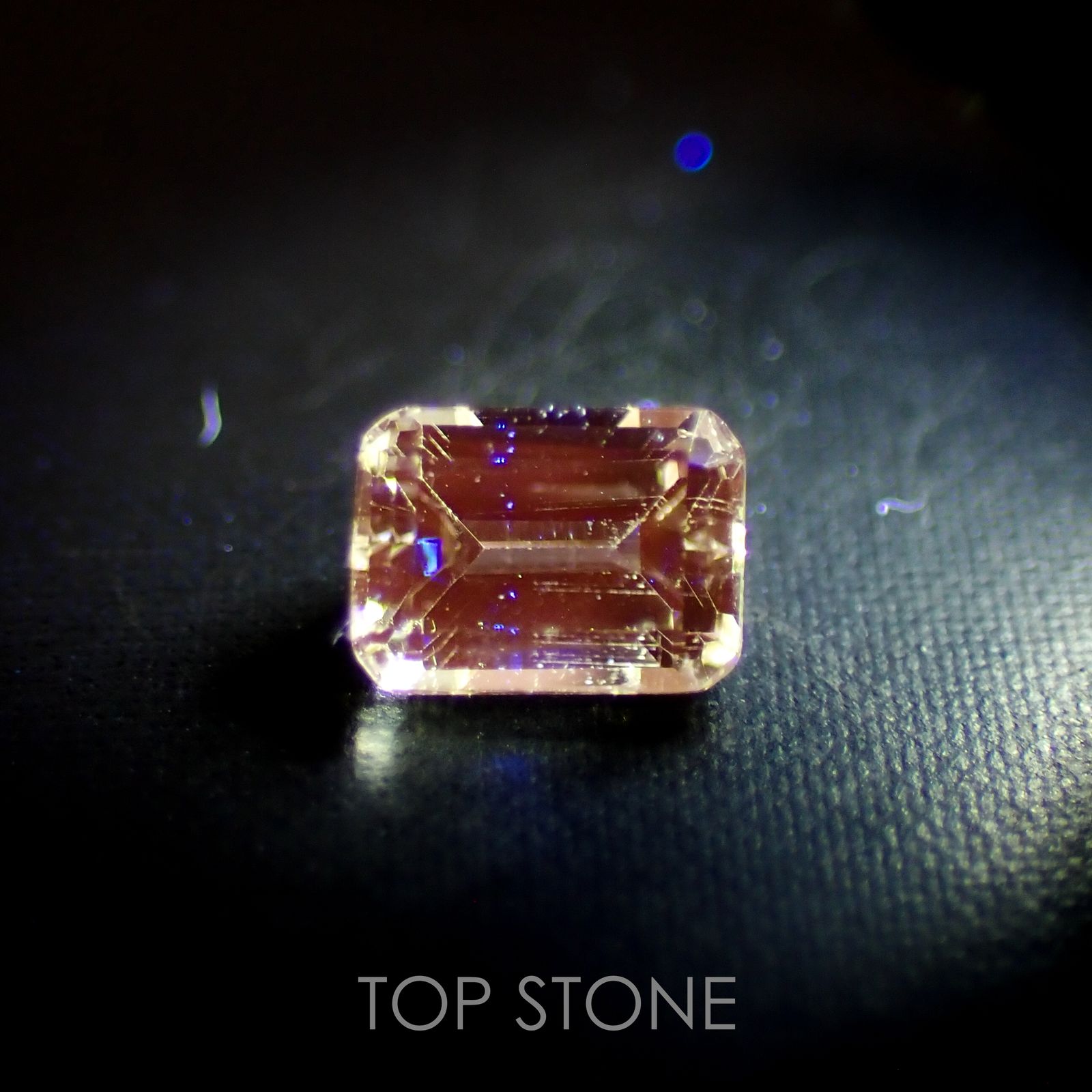 リューコガーネット(宝石名ホワイト グロッシュラー・ガーネット) ビルマ産 0.26ct 識別済[210510775]3.9×2.9mm前後