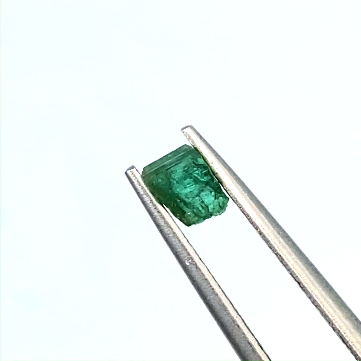 パライバトルマリン 原石 ブラジル・パライバ州バターリャ鉱山産 0.29