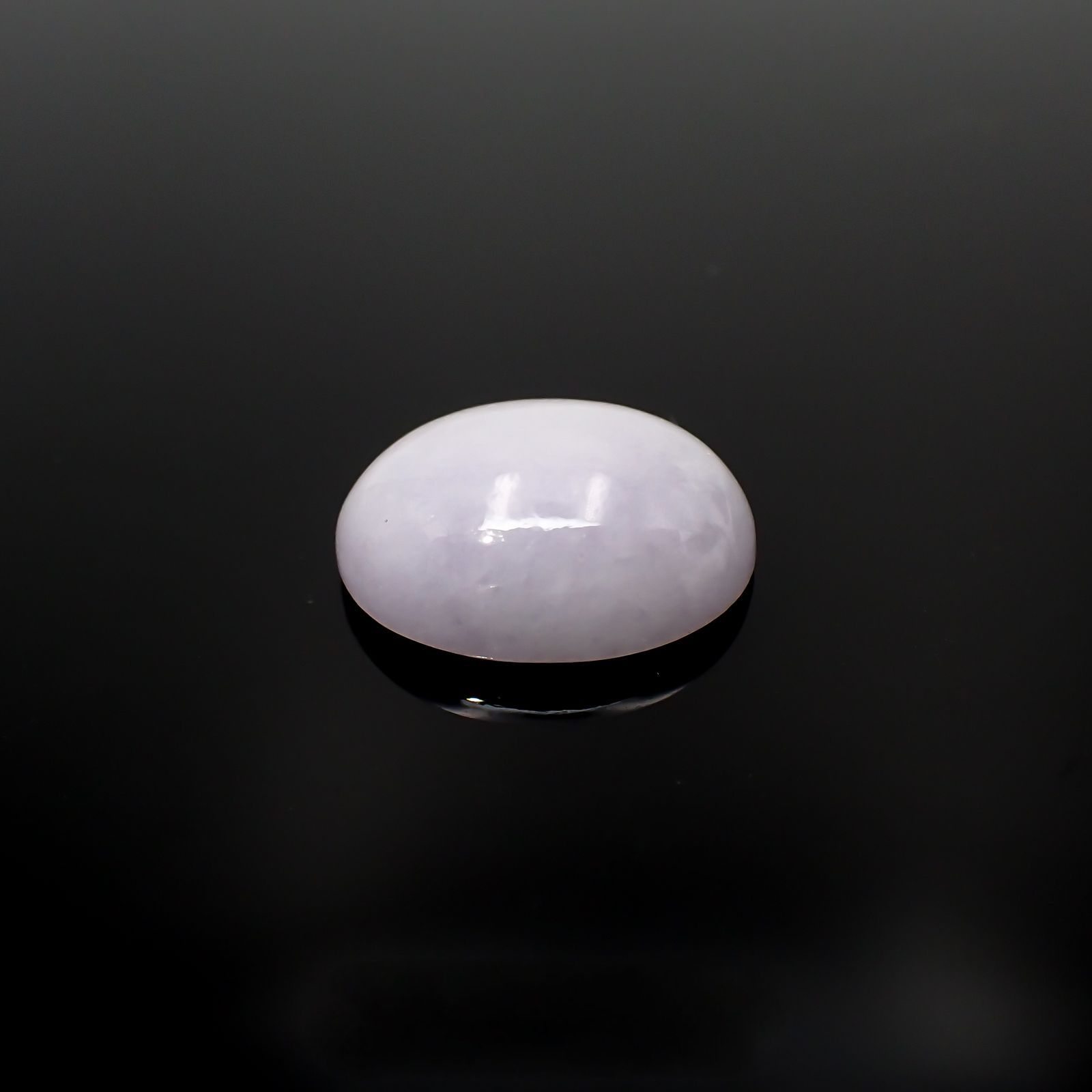 ラベンダー翡翠 ビルマ産 7.80ct[221219373]14.2x11mm前後
