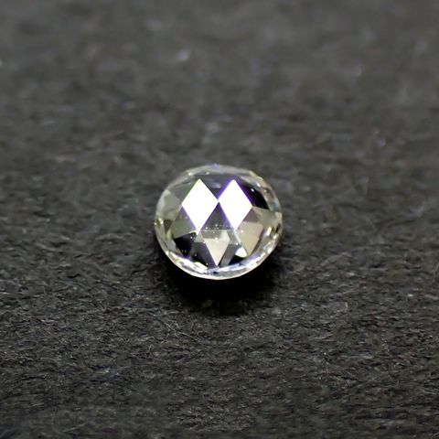 ◇ローズカット◇ダイヤモンド SI-VS / D-G(宝石名ダイアモンド) 0.062ct 識別済[210610910]2.4×2.4mm前後