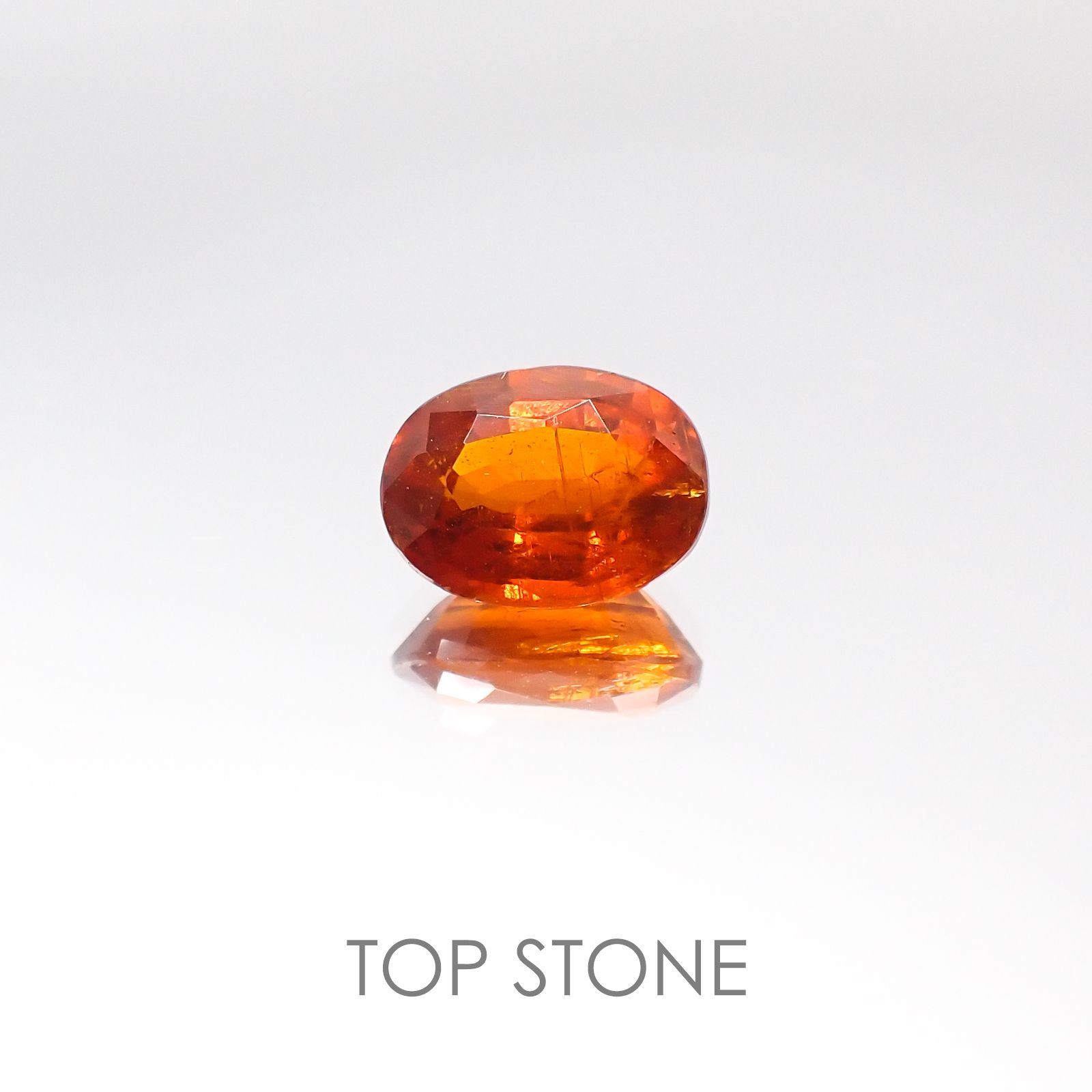 オレンジカイヤナイト タンザニア産 ルース 1.62ct[20105992]8×6.1mm前後