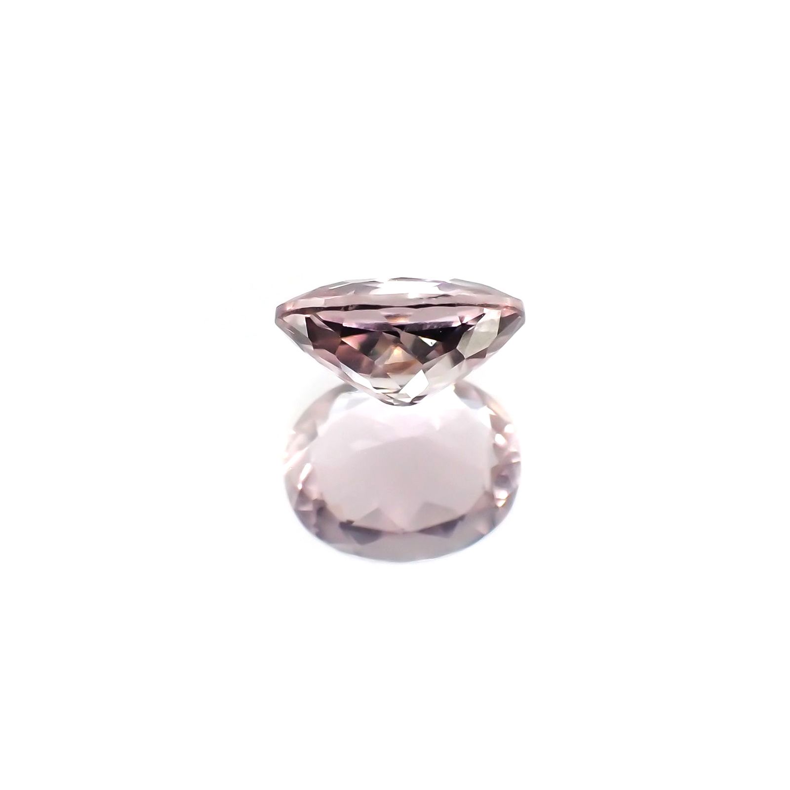 カラーシフト ピンクダイアスポア(宝石名ダイアスポア)アフガニスタン産 1.764ct ソ付(日独)[231124285]8.4x7mm前後