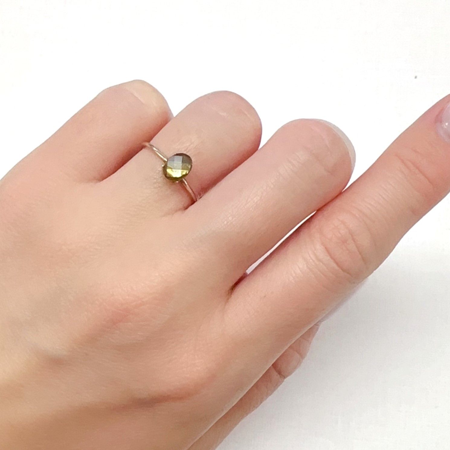 ◇チェッカーカット◇レインボーガーネット 日本・奈良県産 0.75ct[240125538]6.3x4.8mm前後