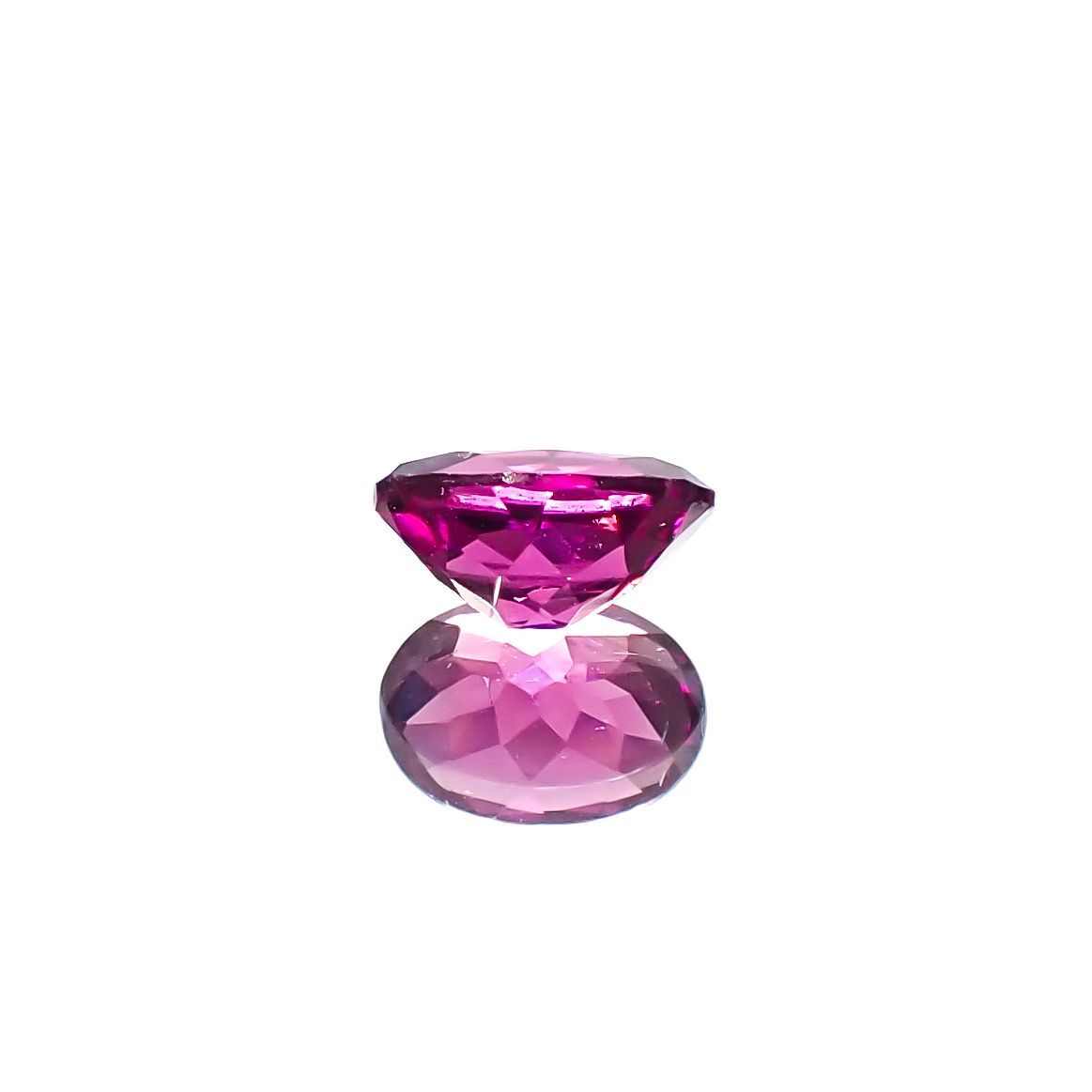 グレープガーネット ブラジル産 1.03ct [241229634]7.1x5.1mm前後