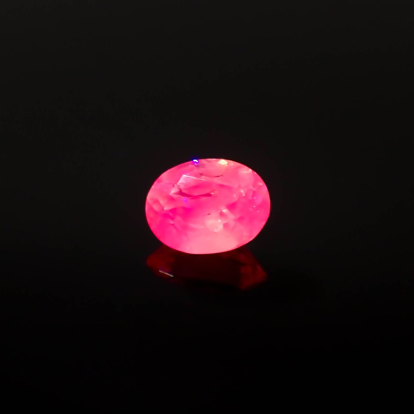 シルキーサファイア 非加熱 ベトナム産 0.25ct[230722792]4.1x3.1mm前後