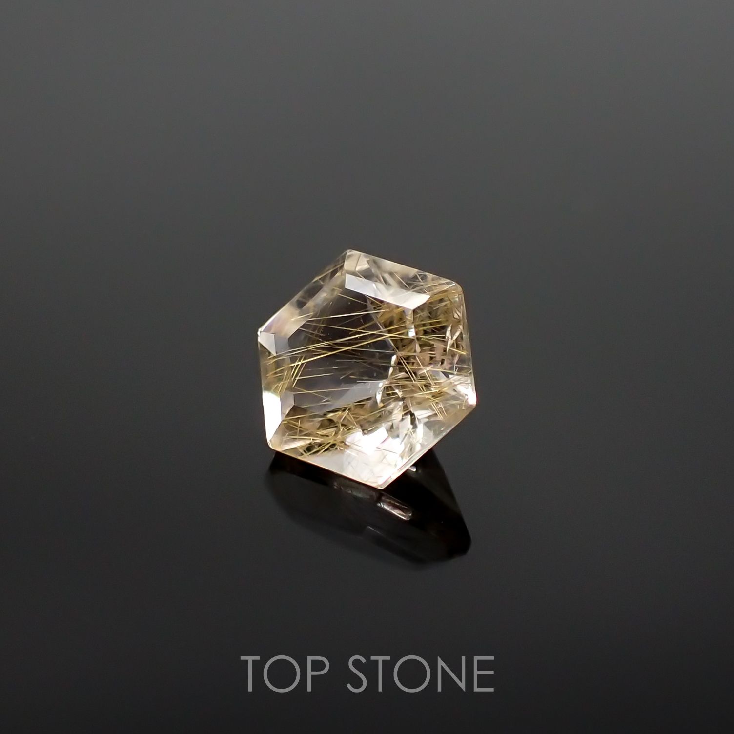 ◇ヘキサゴンカット◇ルチルクォーツSA(宝石名ルチルレイテッド・クォーツ) ブラジル産 0.91ct 識別済[210611300]6.1×6.1mm前後