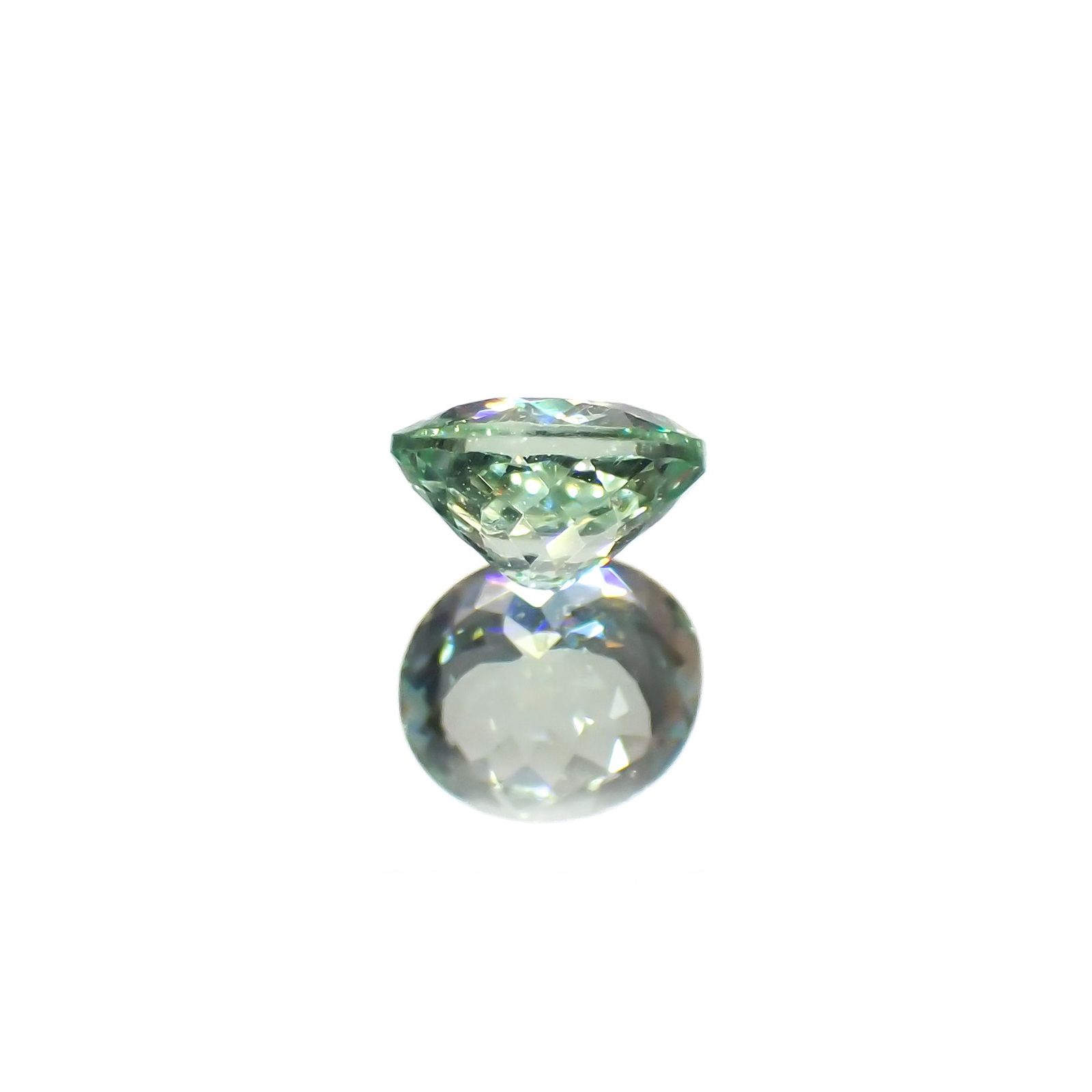 ミントガーネット(宝石名グリーン グロッシュラー・ガーネット)タンザニア産 0.47ct 識別済[221018627]4.9x4.3mm前後