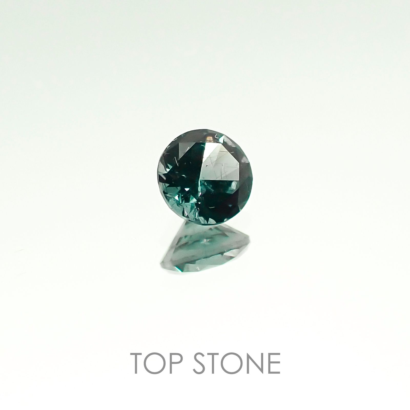 カラーチェンジガーネット(アレキタイプ) マダガスカル・ベキリー産 ルース 0.216ct[20106641]3.6×3.6mm前後