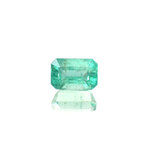 エメラルド ザンビア産 0.61ct [250430229]5.9x3.9mm前後