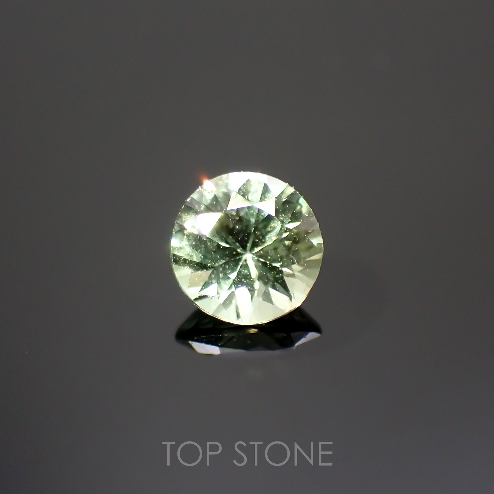 グリーンクリソベリル(宝石名クリソベリル)スリランカ/マダガスカル産 0.31ct 識別済[220114477]4.1x4.1mm前後