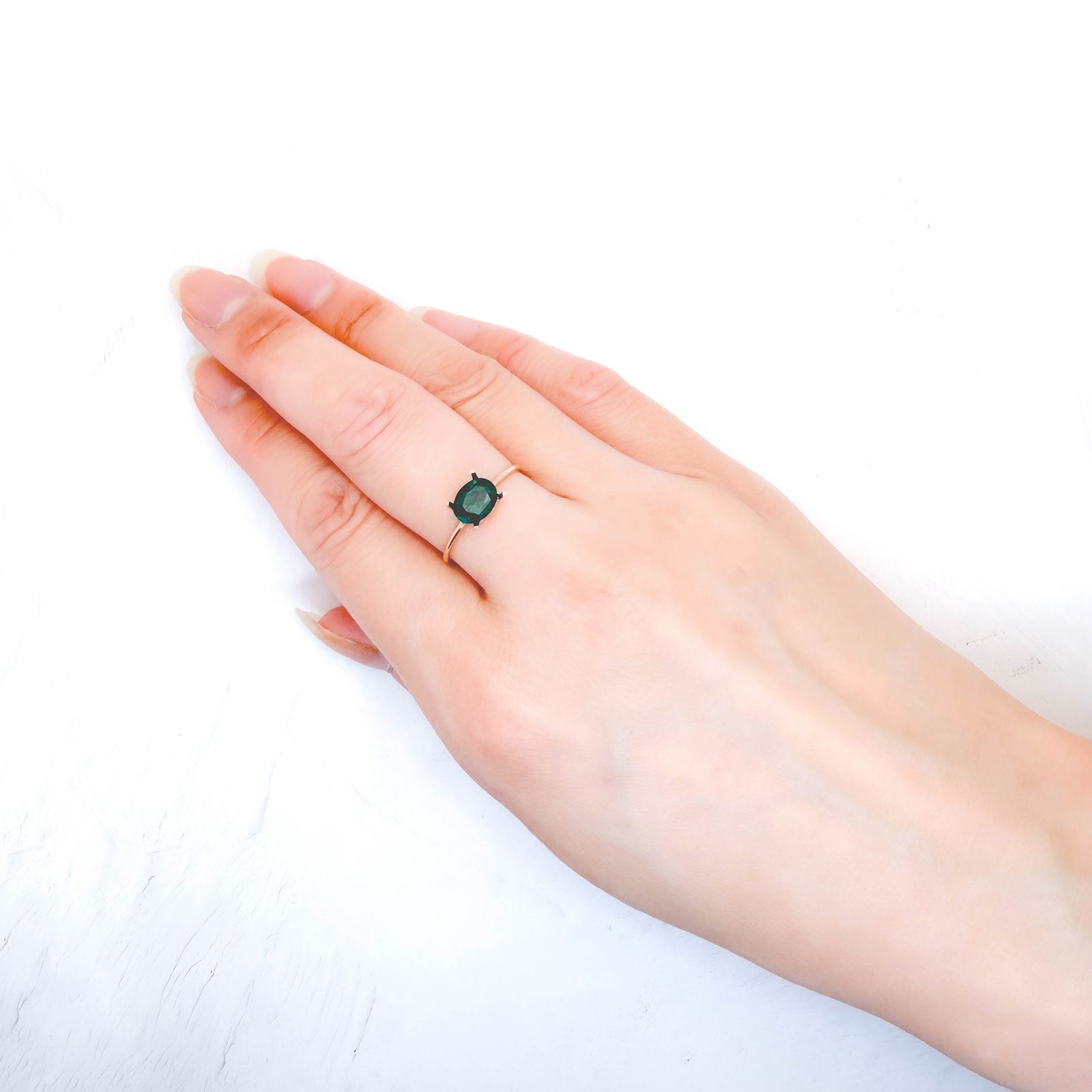 ダイオプテーズ ナミビア産 1.26ct / 7.4x5.6mm前後 [260632297]