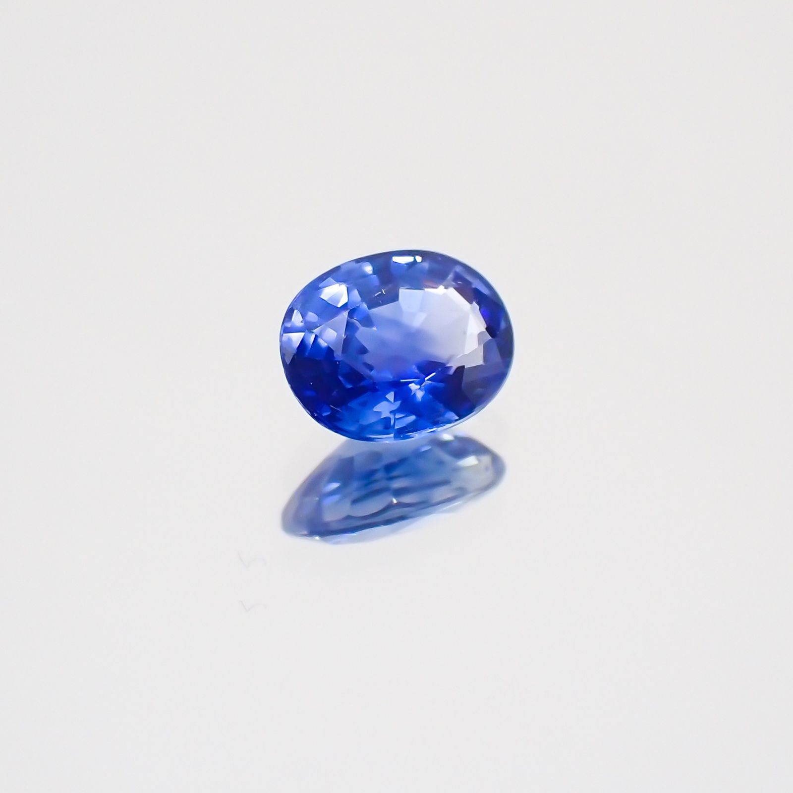 【お1人様1点限り】 サファイア マダガスカル・スリランカ産 ルース 0.42ct[21028709 サファイア
